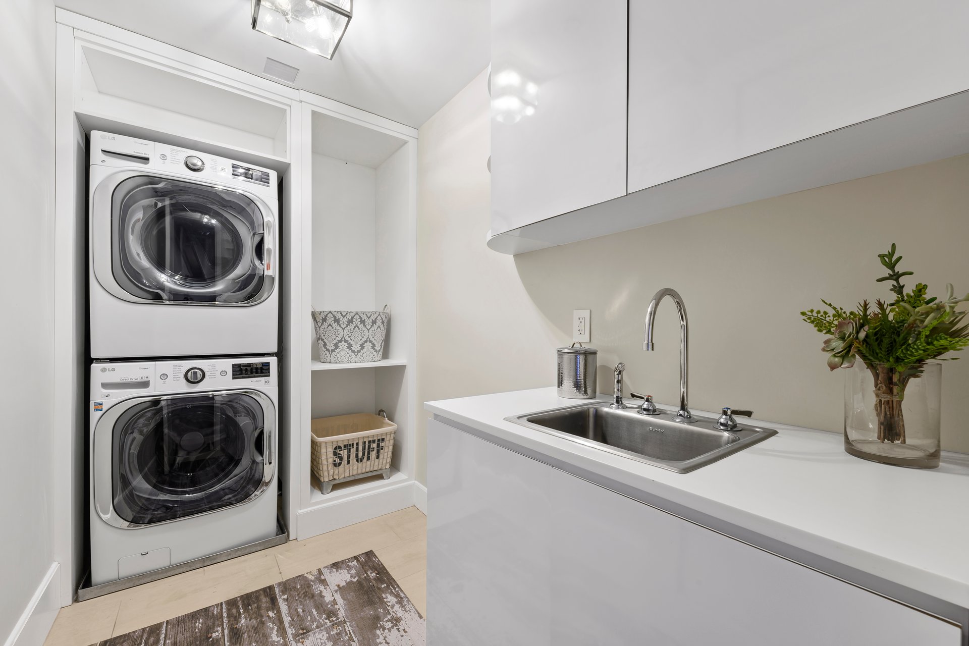 Prime Greenwich Village Living!