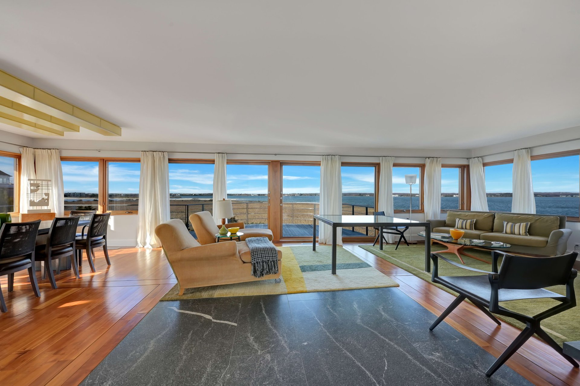 360 Dune Road