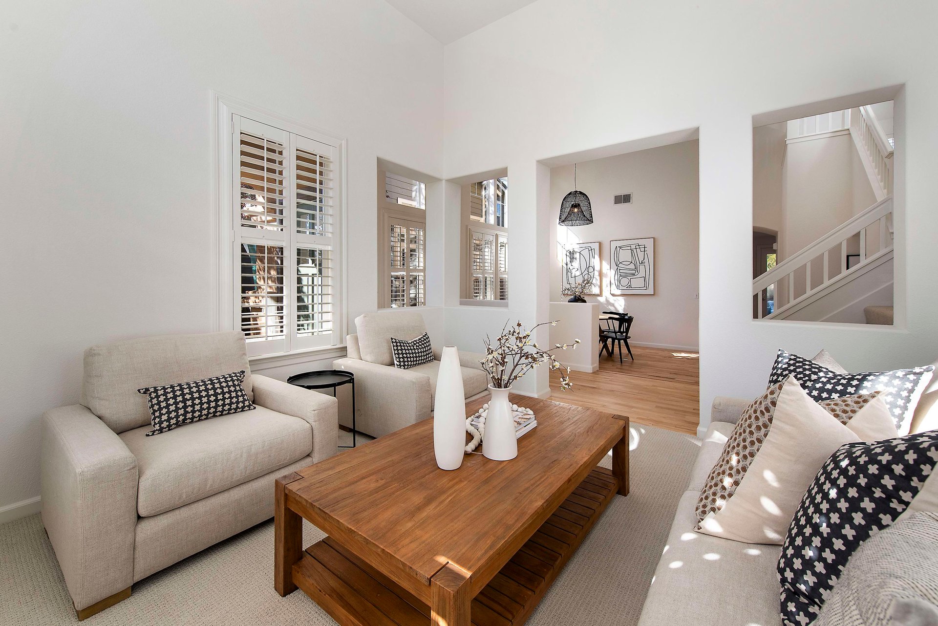 27 Presidio Dr