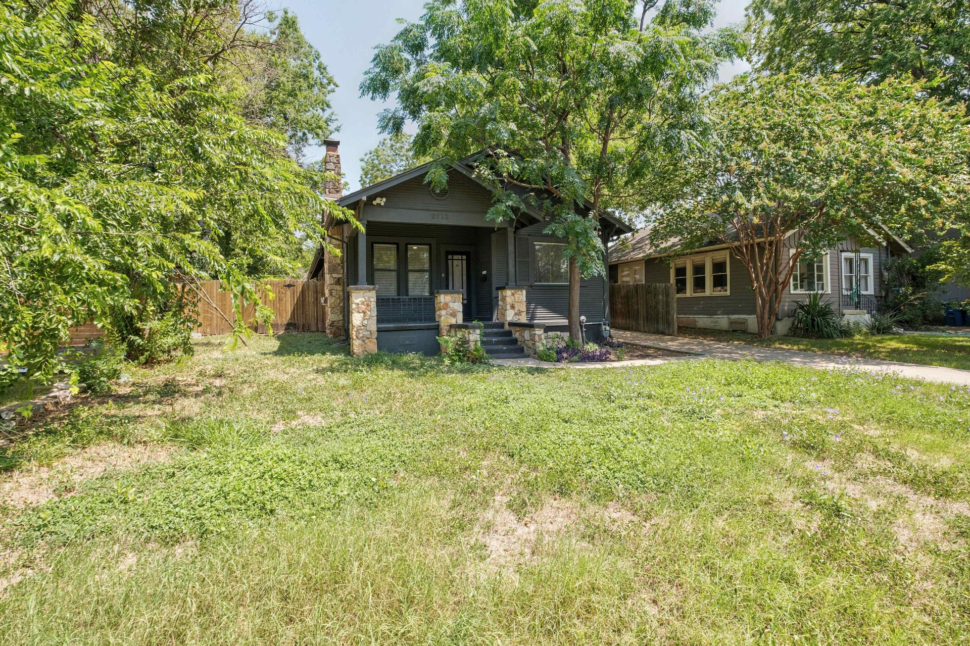 2712 E. 22nd Street 