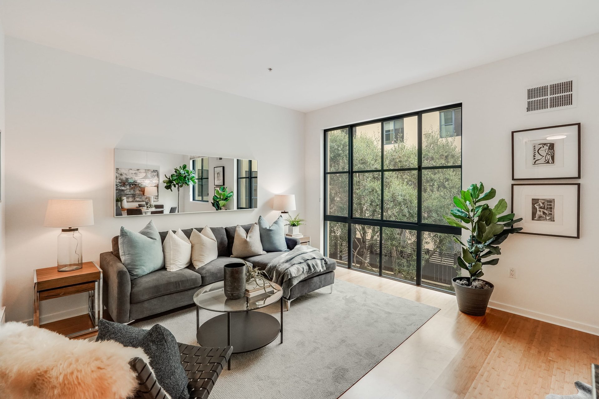 88 Townsend Street Unit: 225