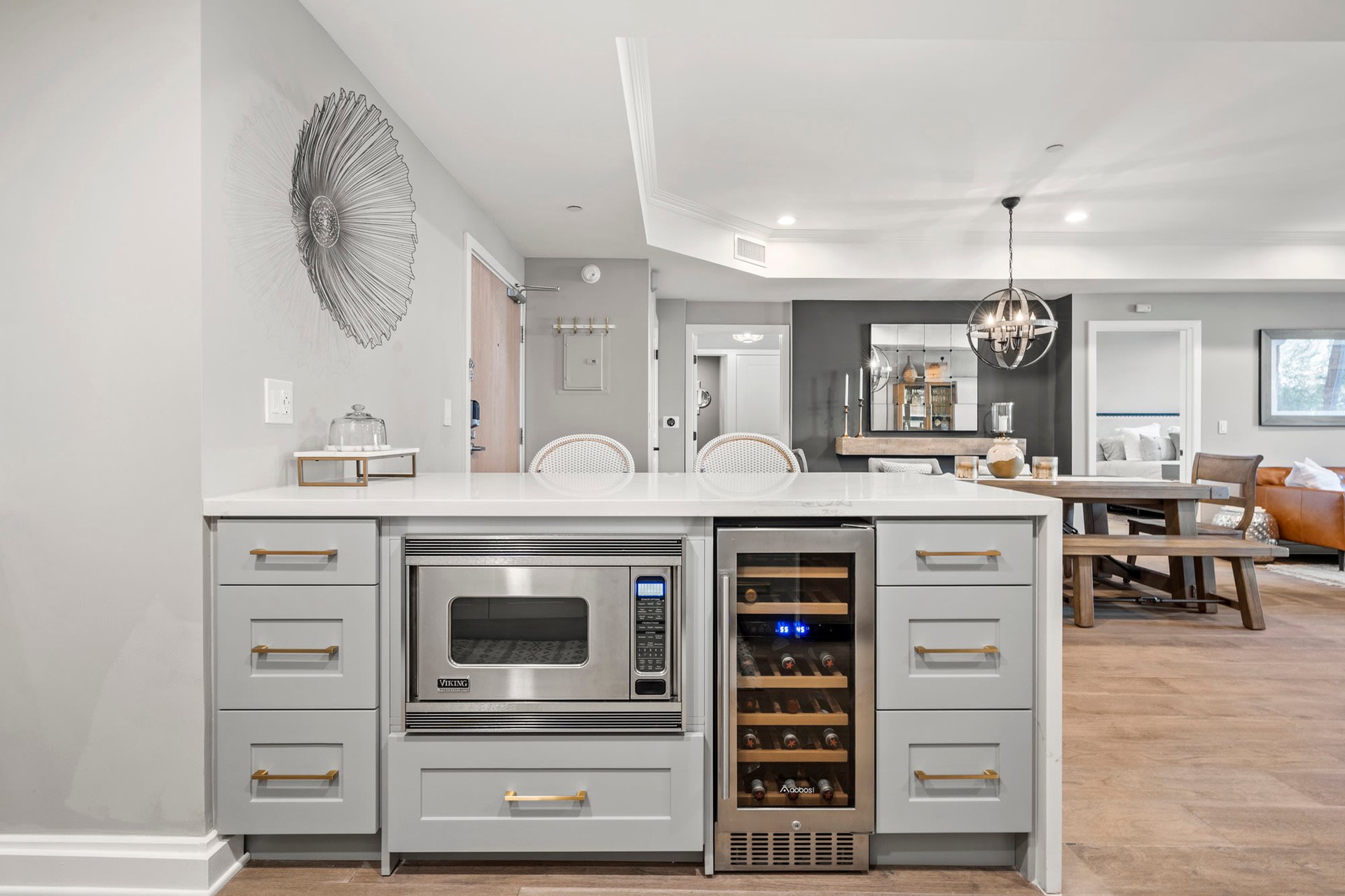 Beverly Hills Luxury 1BR with Private Terrace