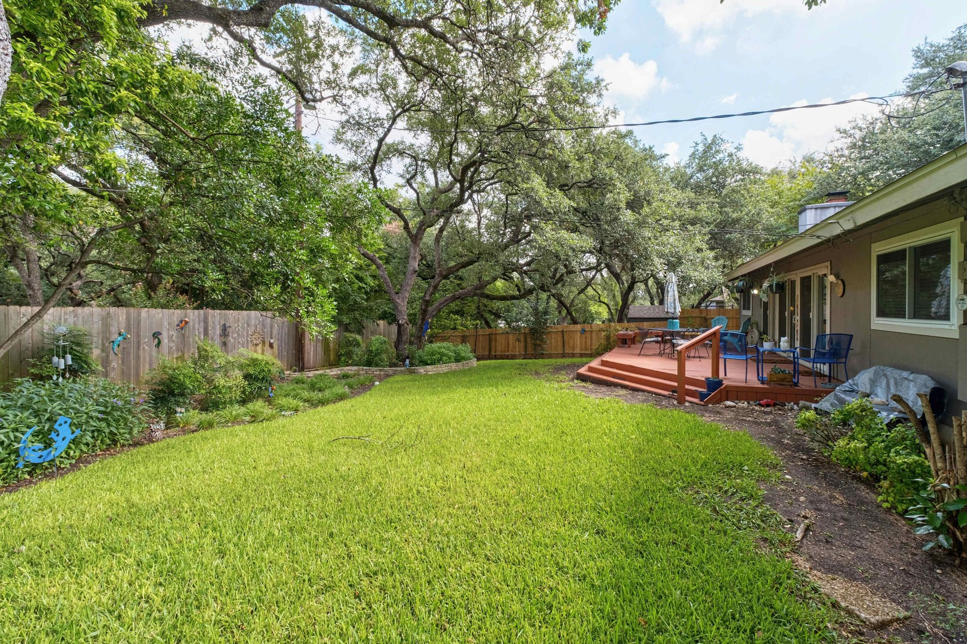 7110 Sungate Drive 