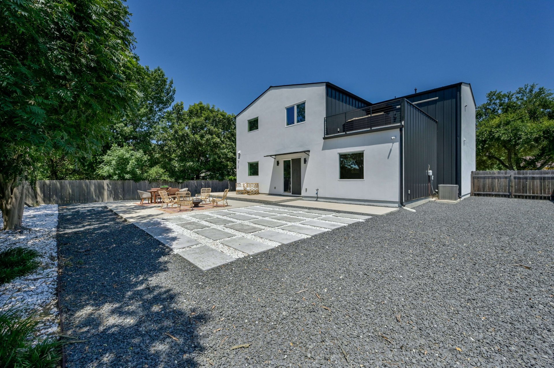 3317 Rosefinch Trail 