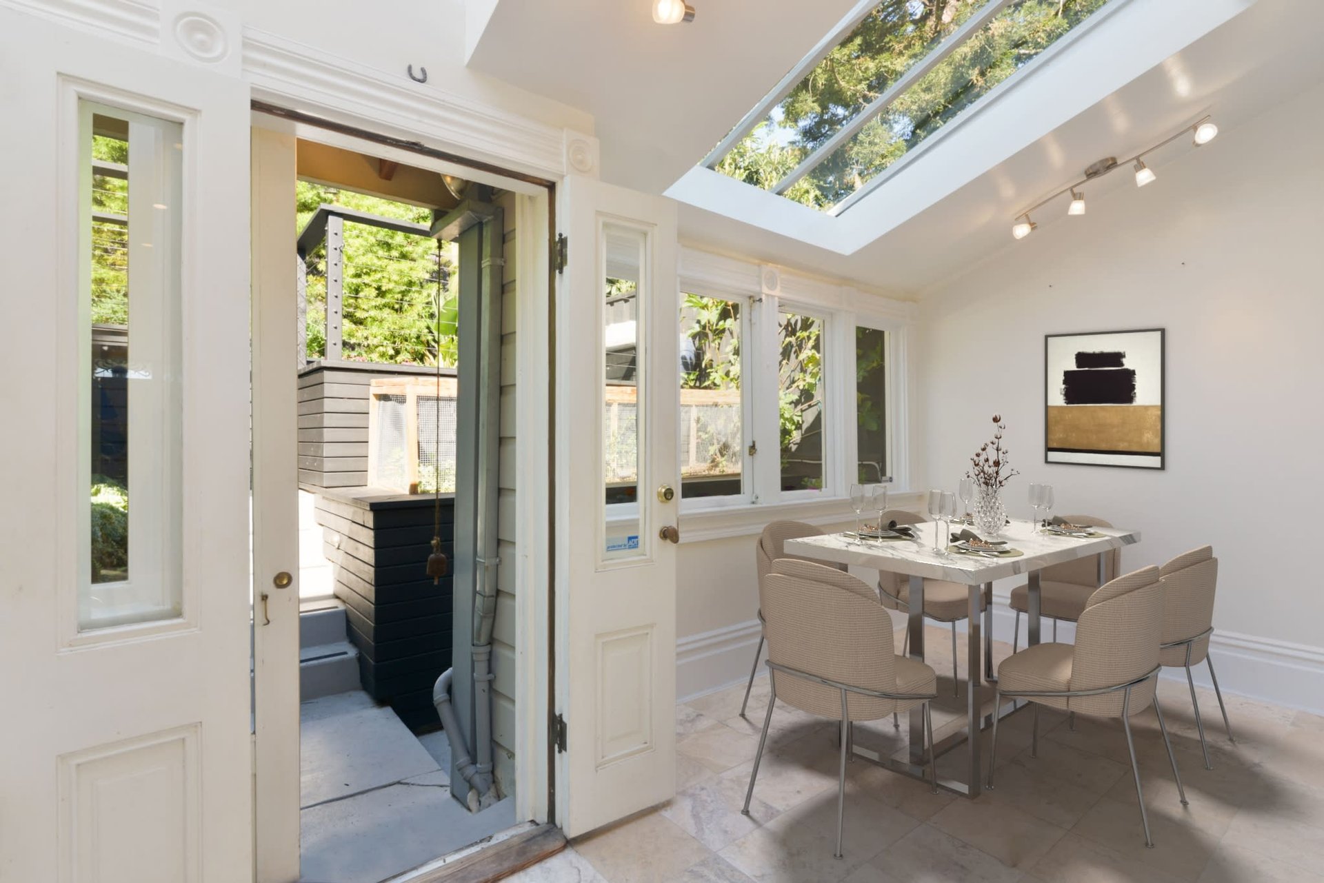 242 Corbett Avenue