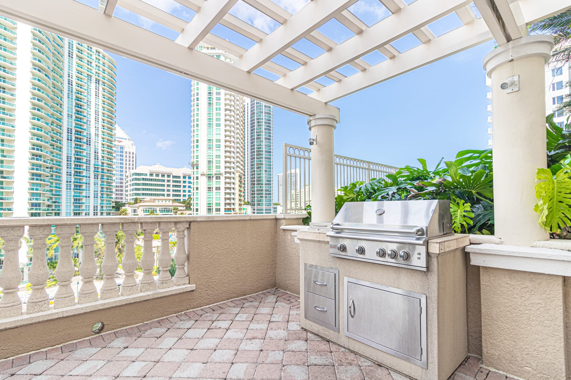 511 SE 5th Ave Unit: 1419