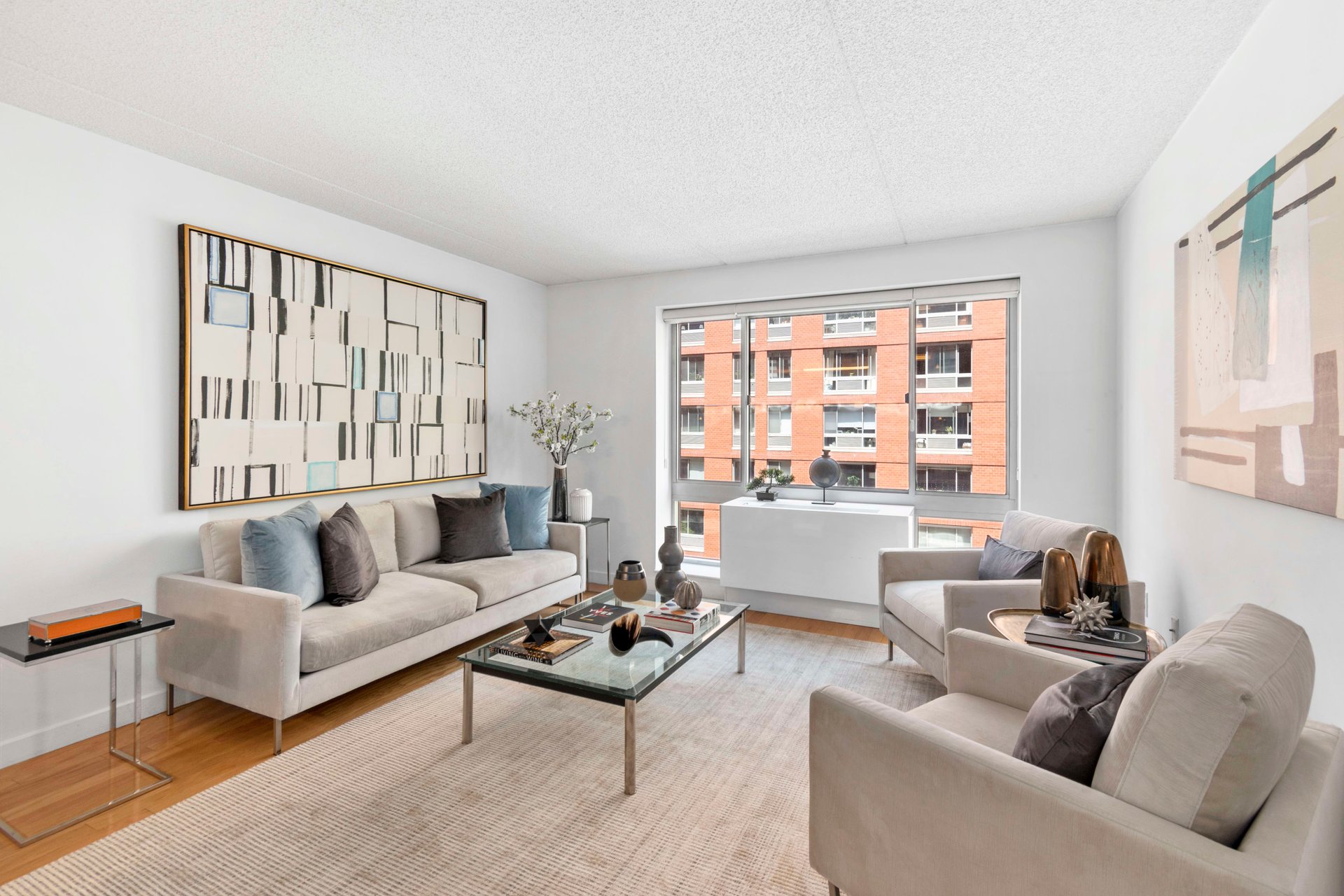 555 WEST 23RD STREET