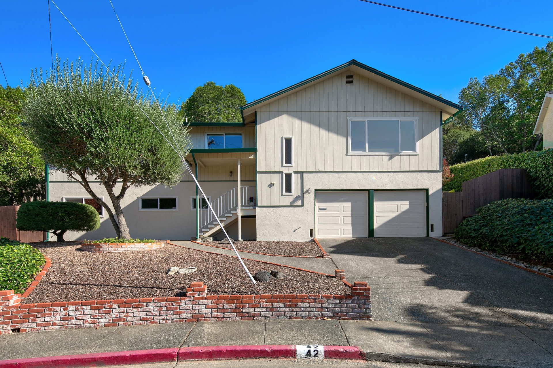 42 Taft Ct