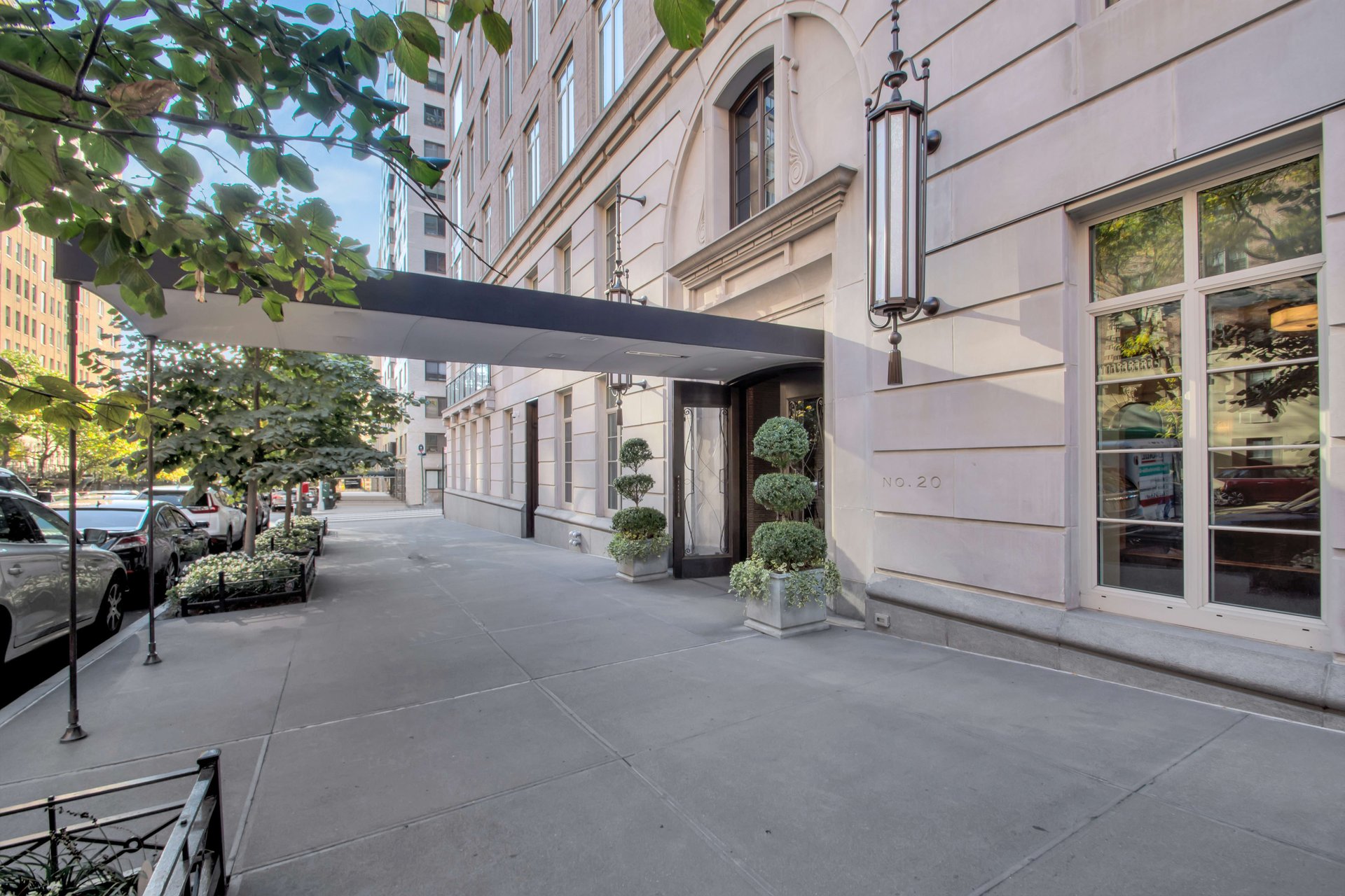 20 East End Avenue, 12B