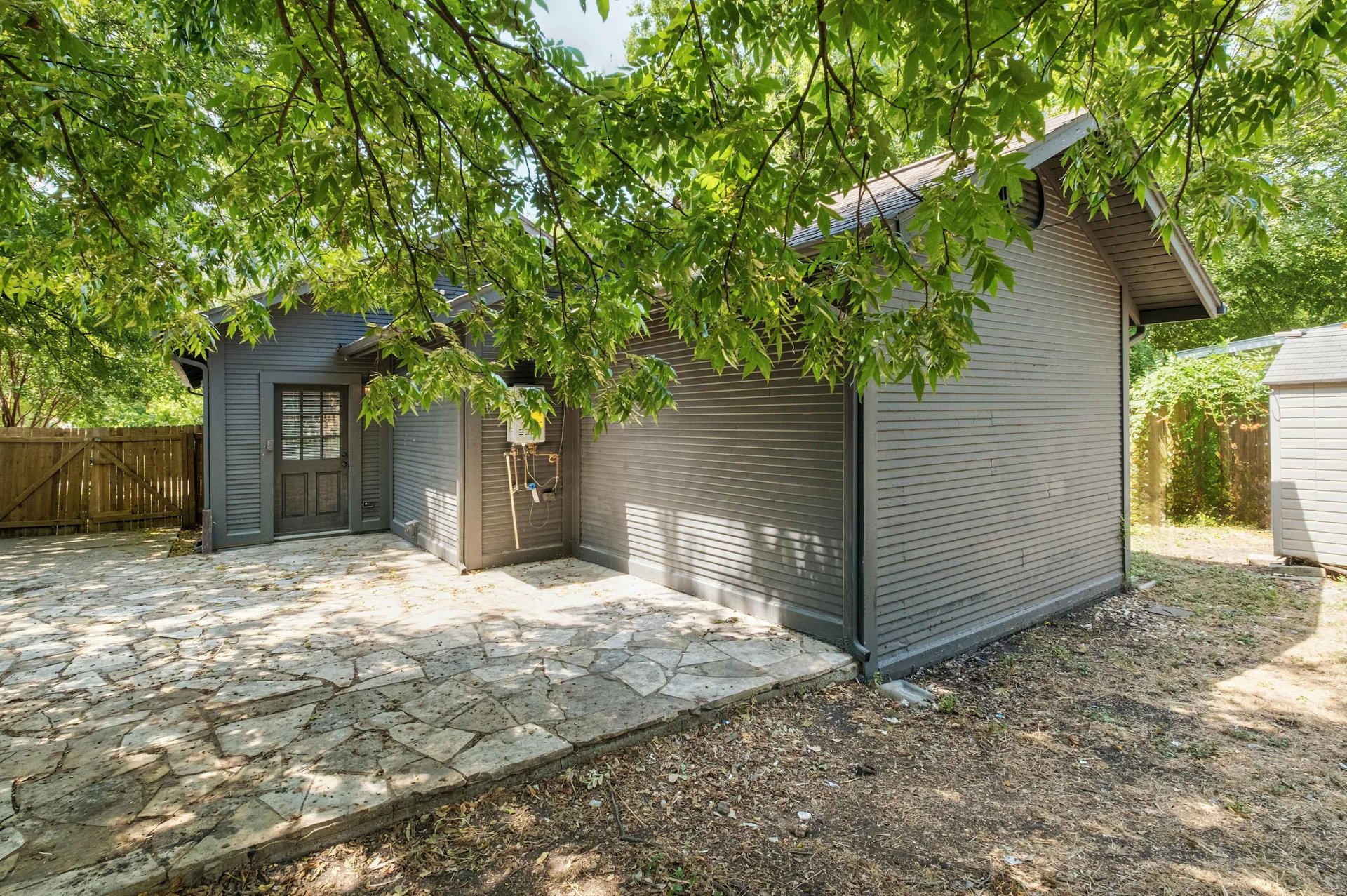 2712 E. 22nd Street 
