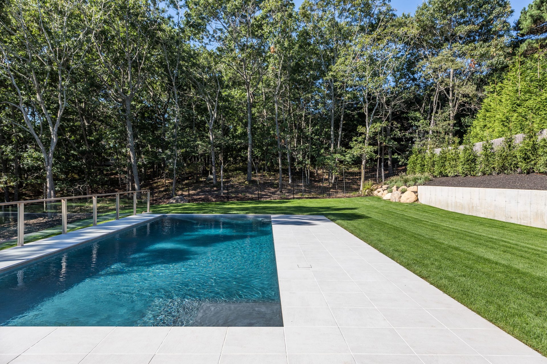 19 Peters Path
