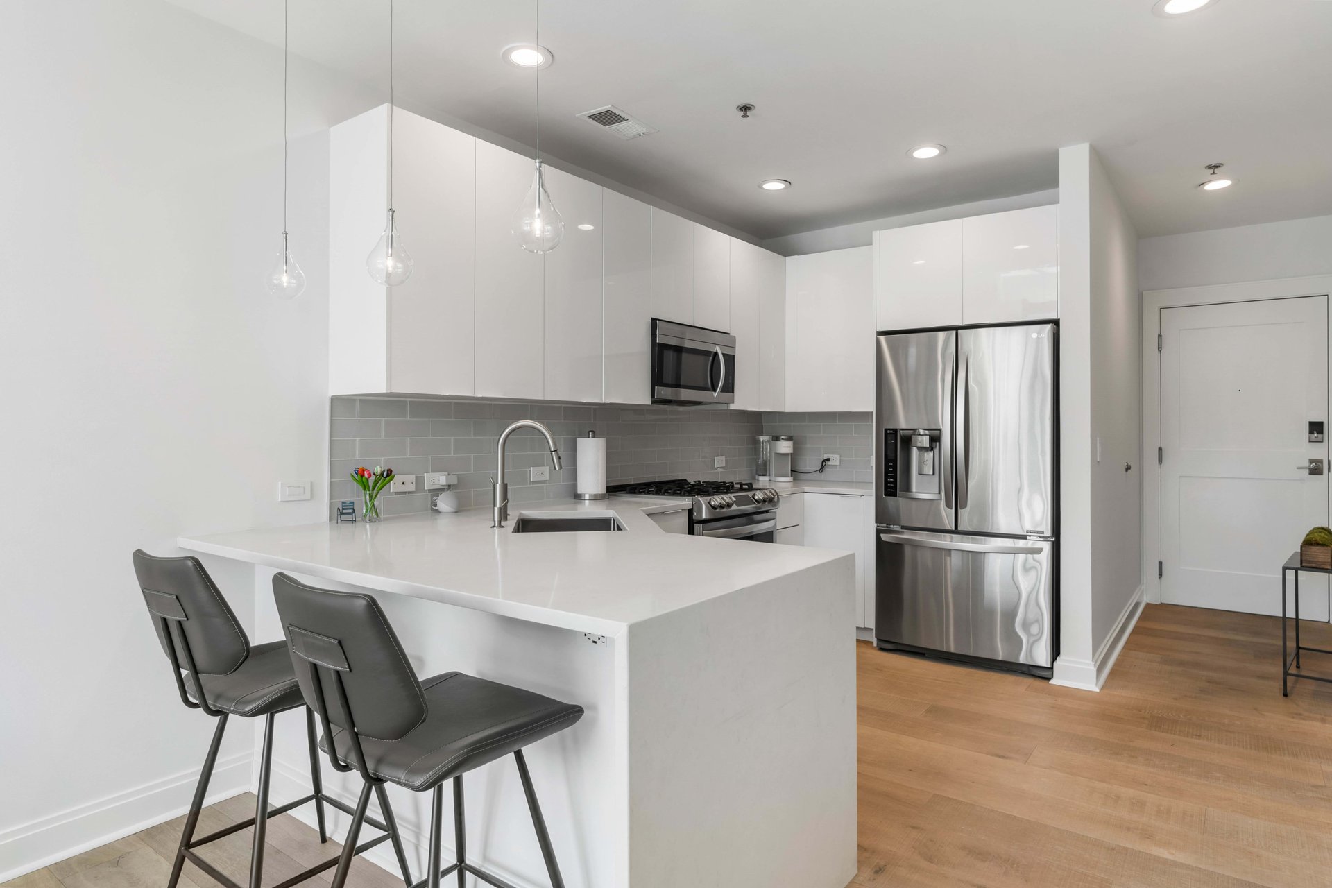 905 Juniper Street NE Unit: 506