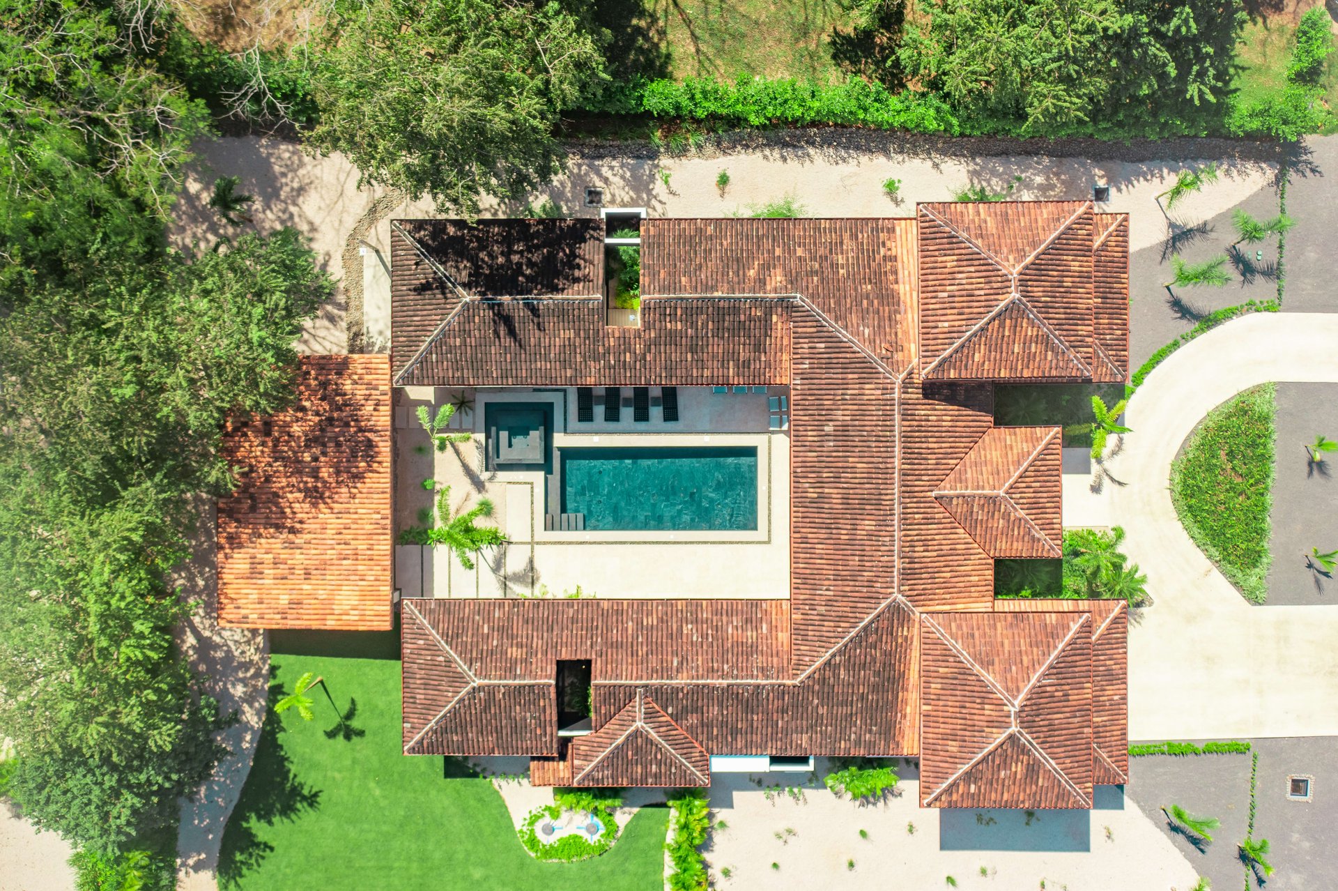 Villa Blanca | Enchanting Brand New 8 Bedroom Villa in the Sought-After Gated Community of Hacienda Pinilla