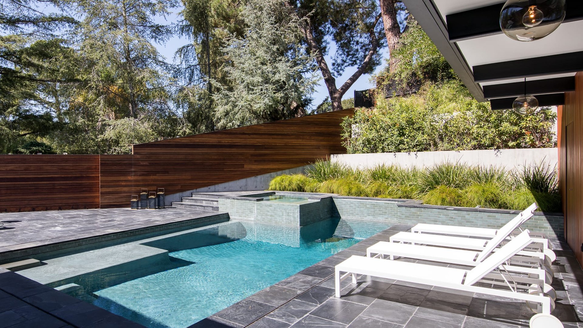 5228 Escalante Dr