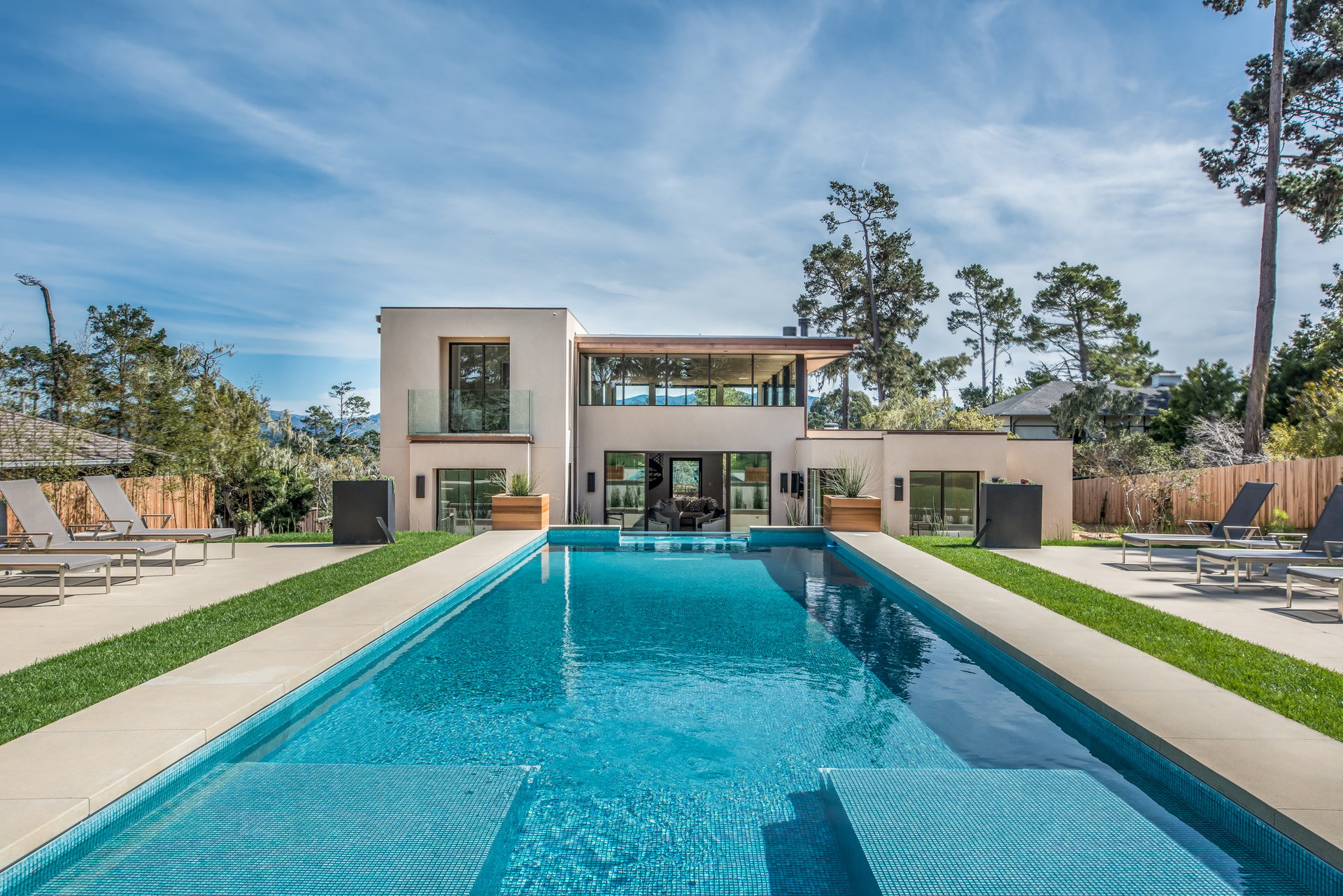 1487 Padre Ln