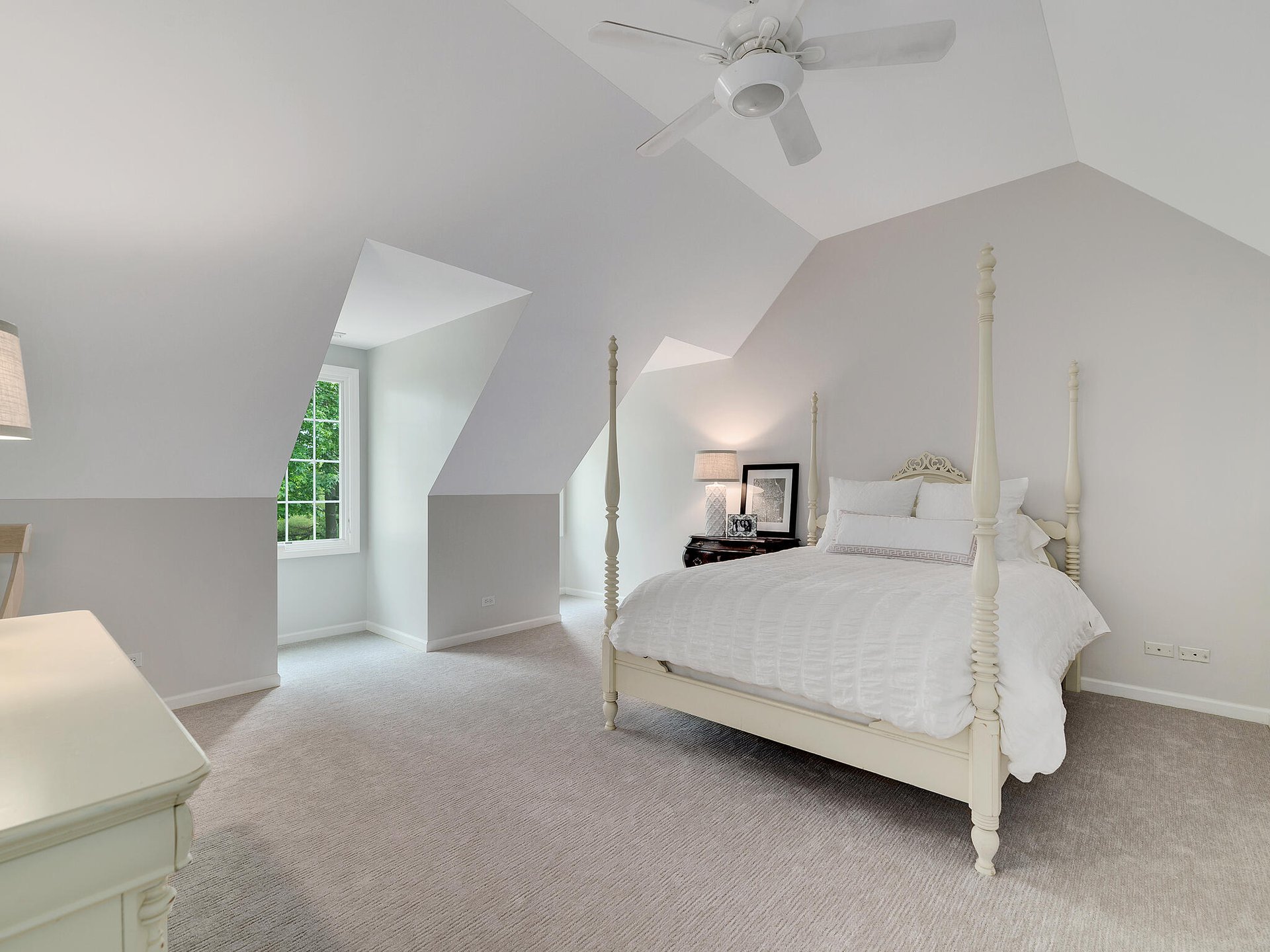 554 Pamela Cir