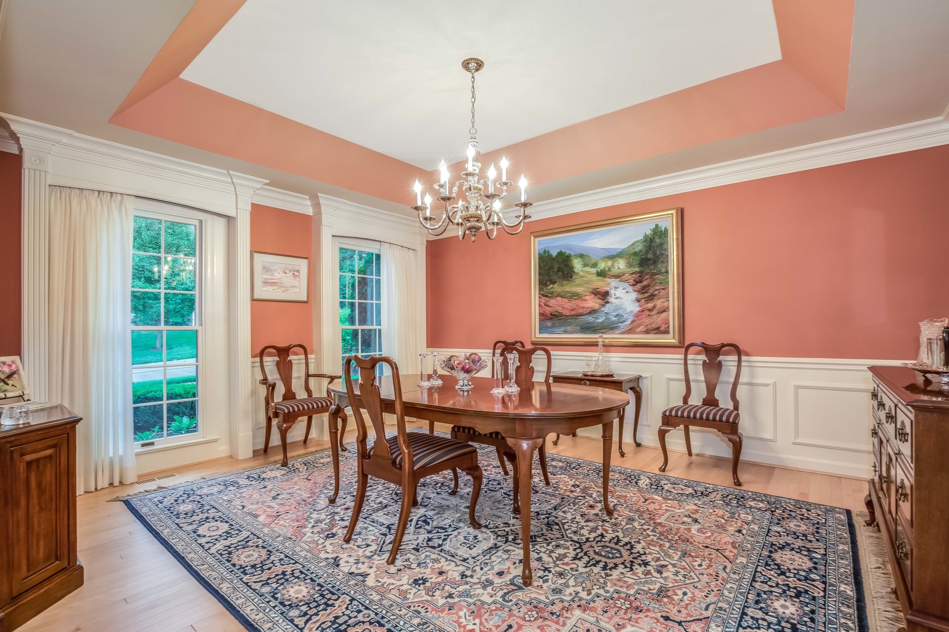 Simple Villa Living in Chesterfield
