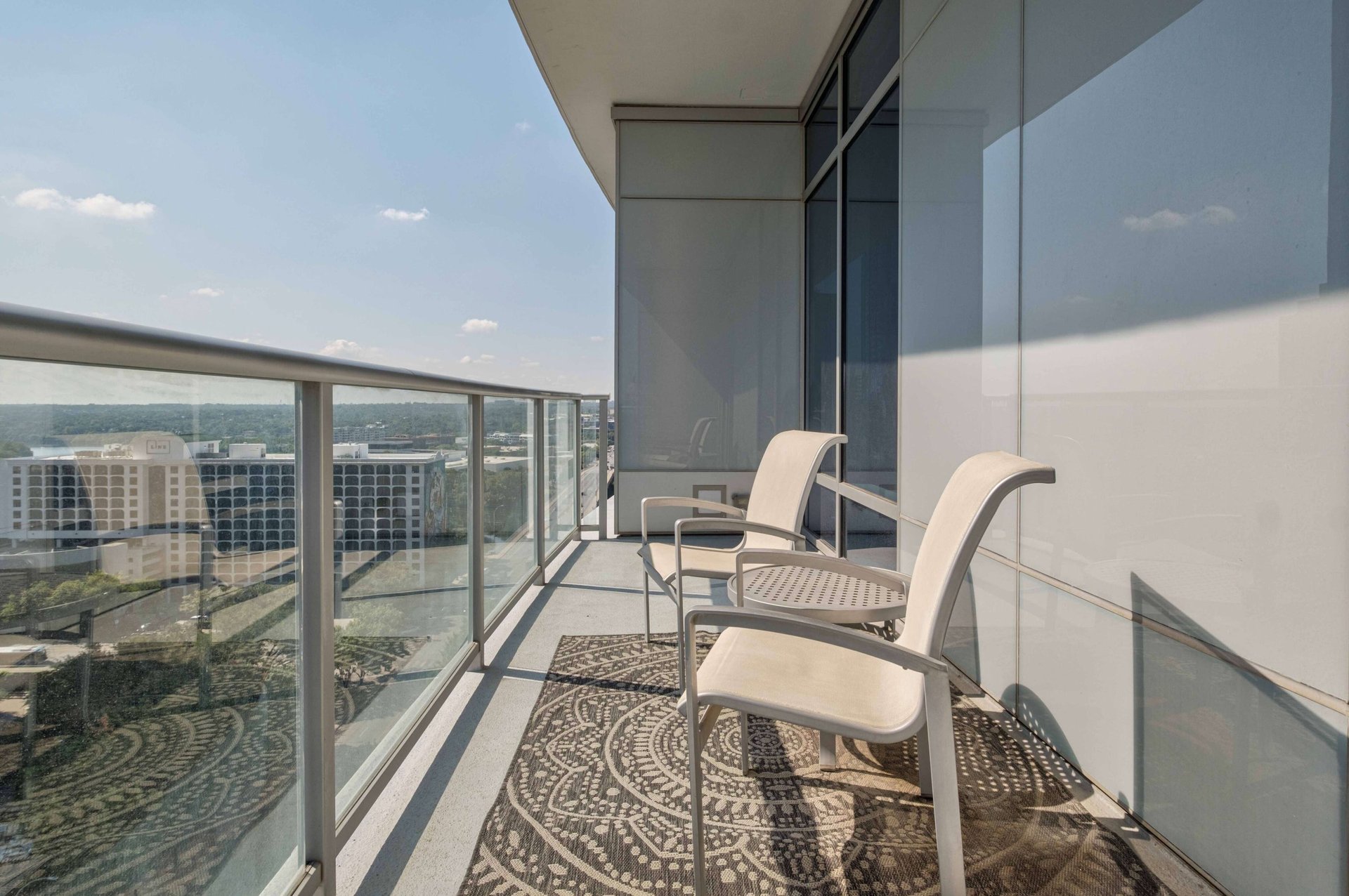 200 Congress Ave #15B