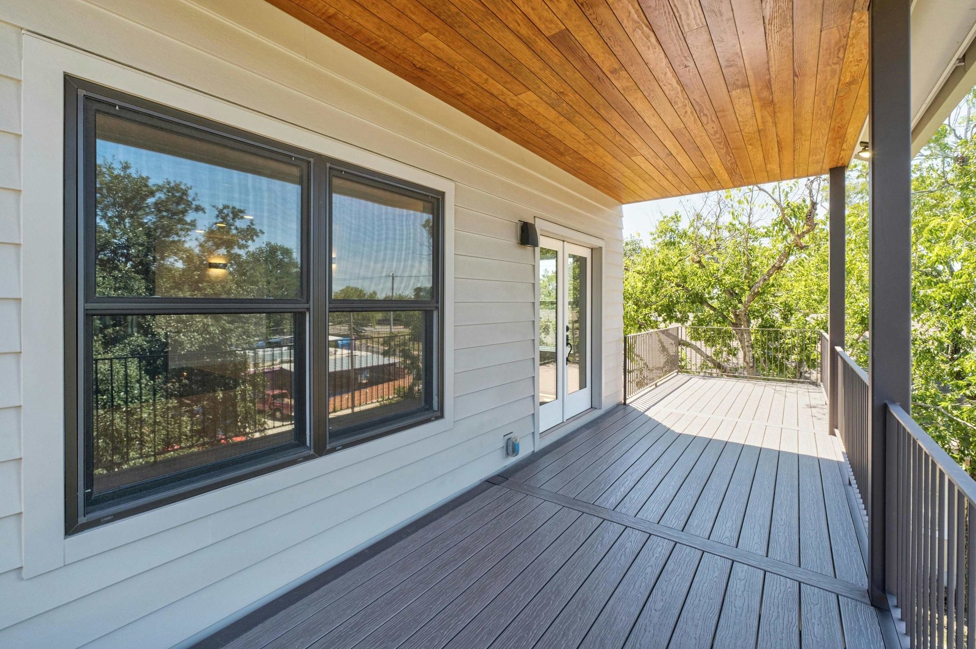 1203 Cedar Avenue