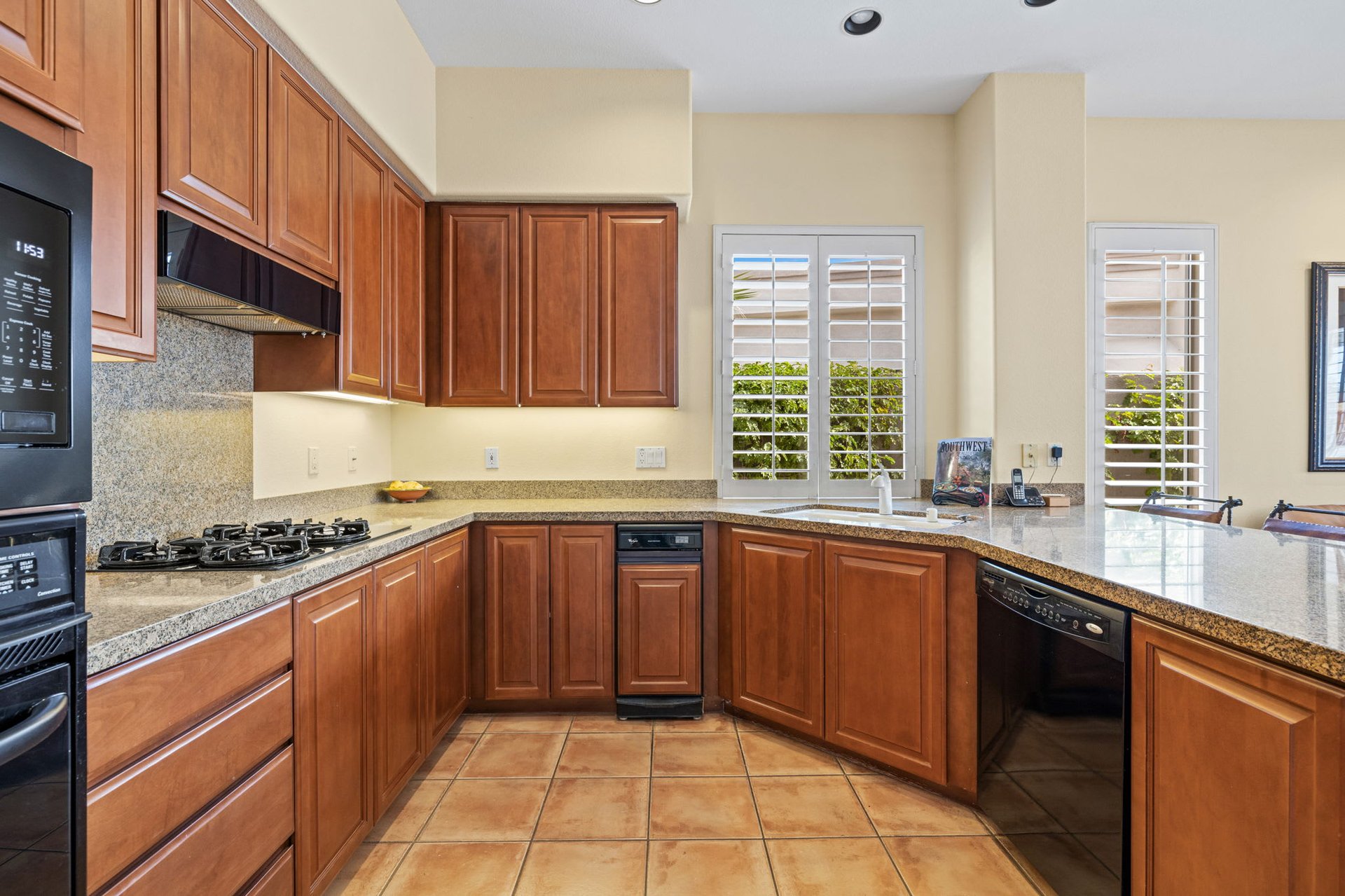 448 White Horse Trail 
