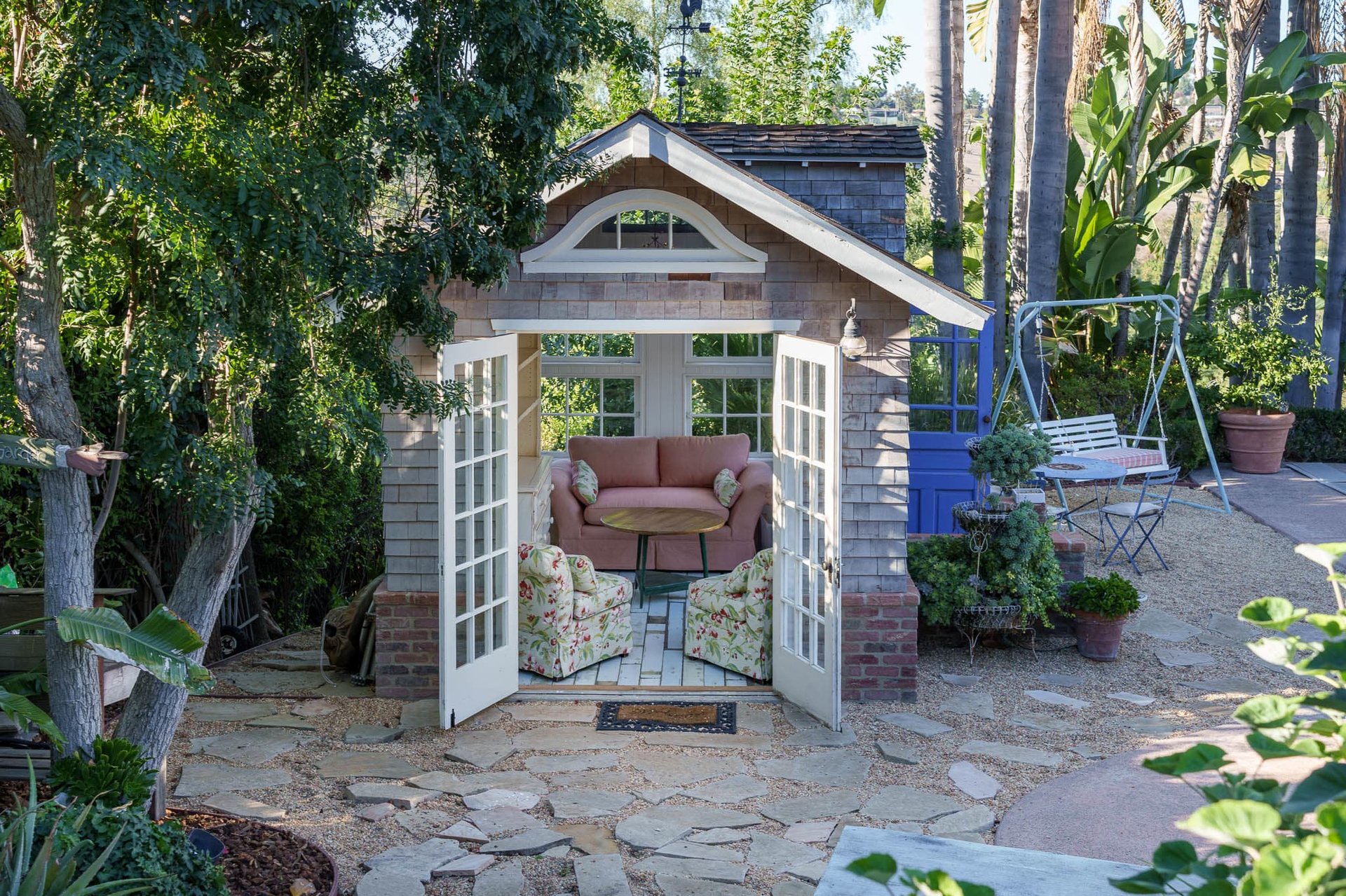 YOUR SECRET GARDEN