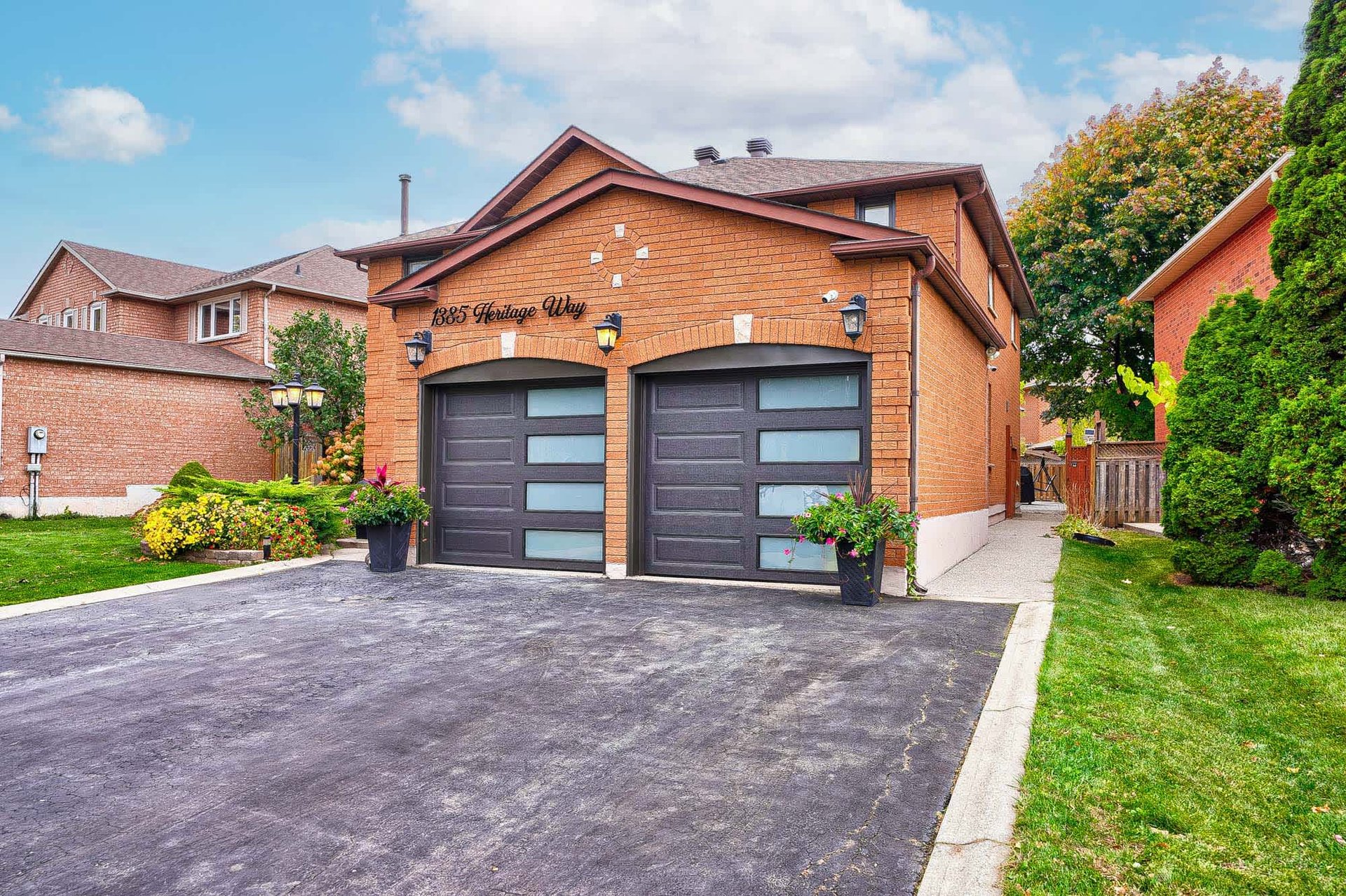 1385 Heritage Way