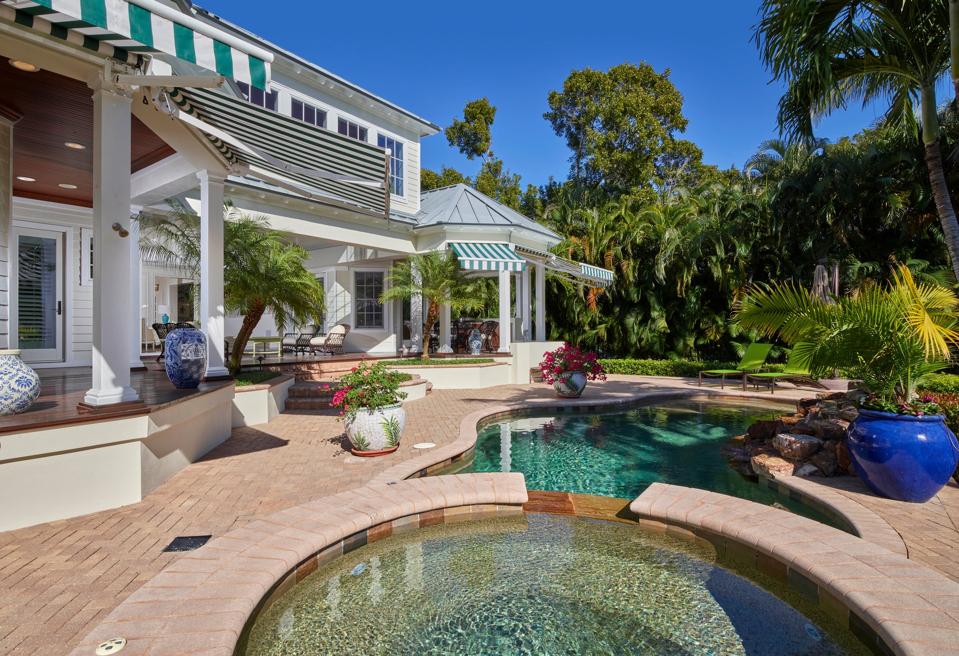 AQUALANE SHORES