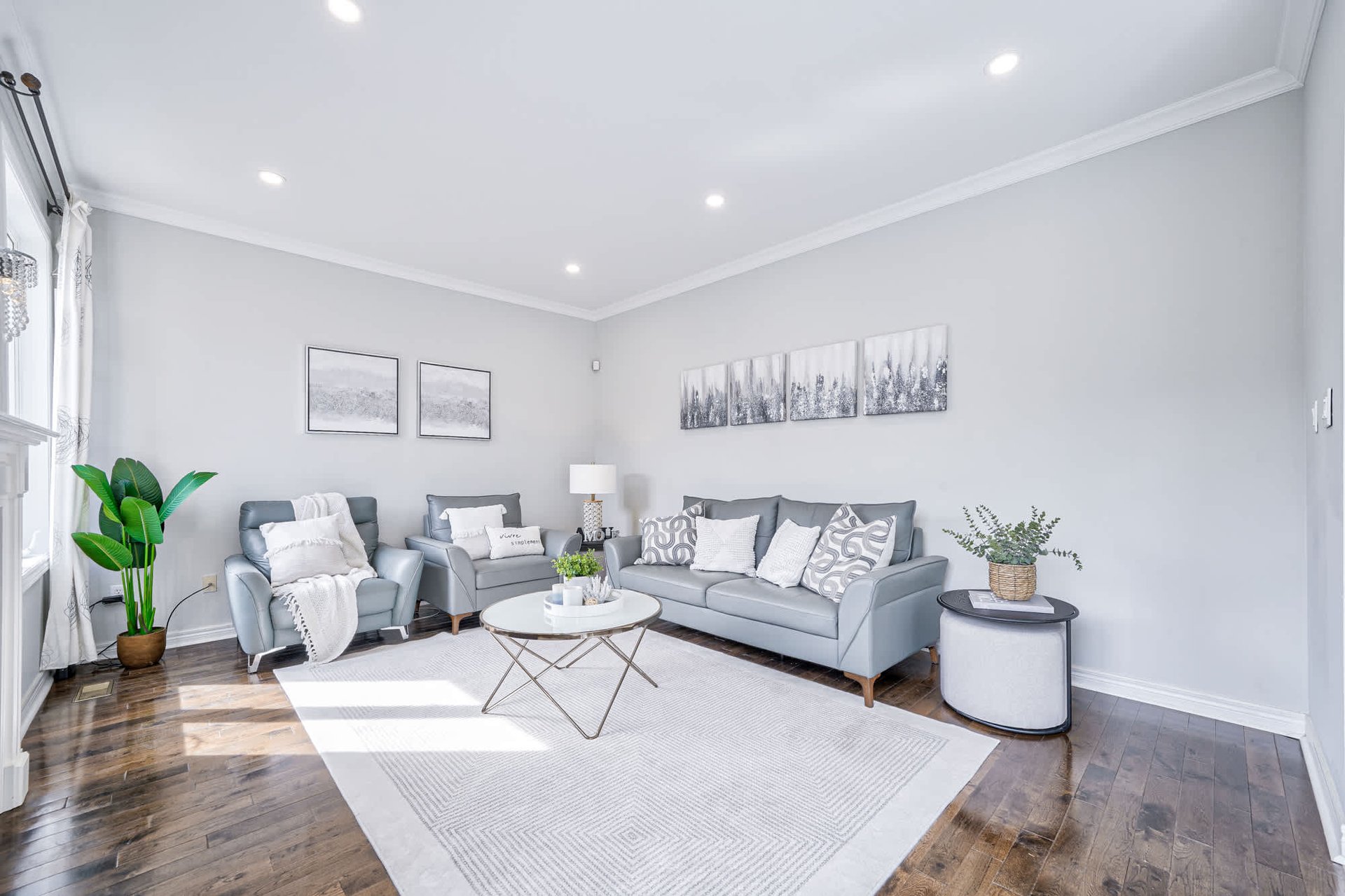 2164 Highcliffe Way