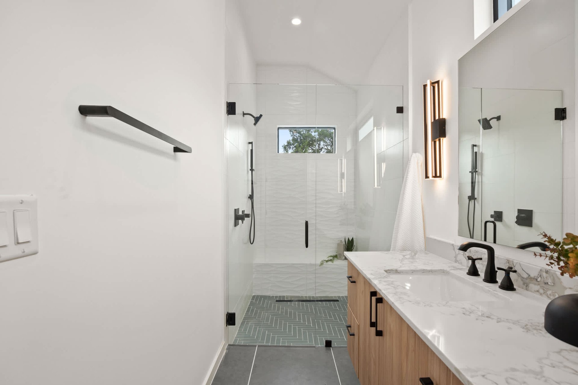 1008 W Annie St. #B