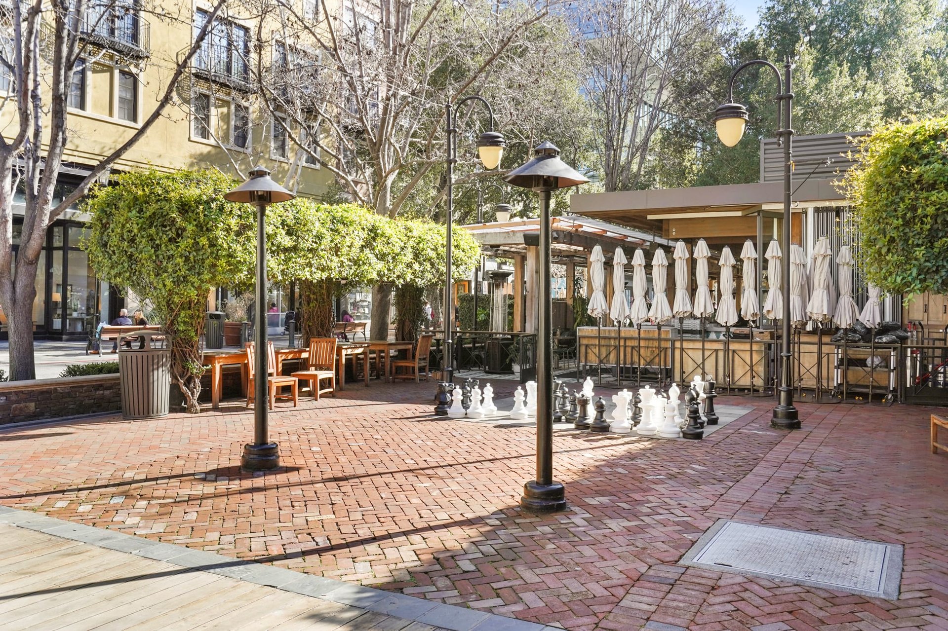 356 Santana Row APT 319