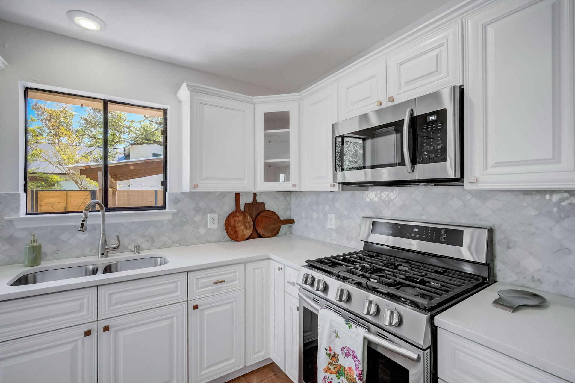 Charming Milwood Home Near Apple & The Domain