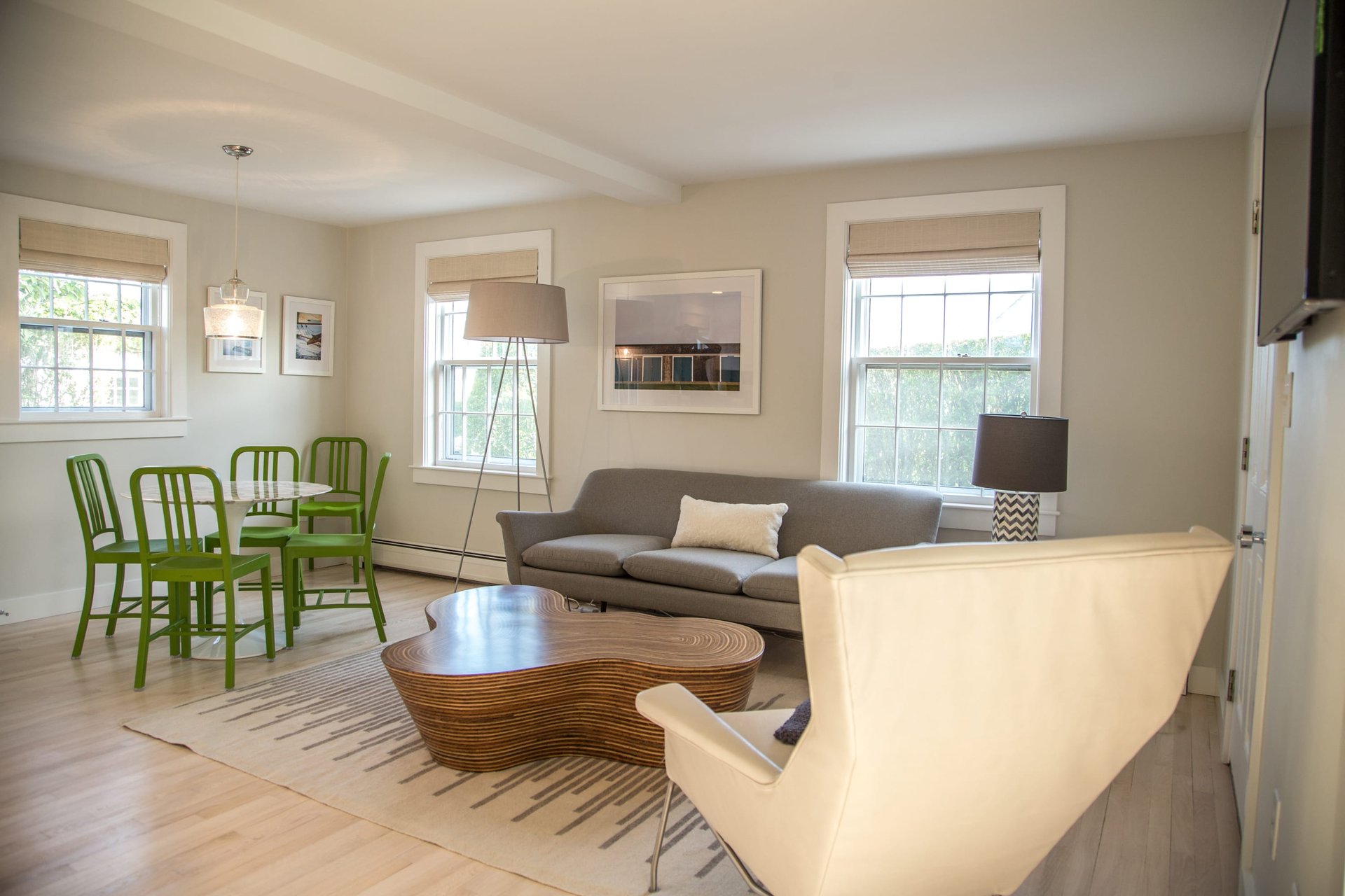 27.5 N Beach St