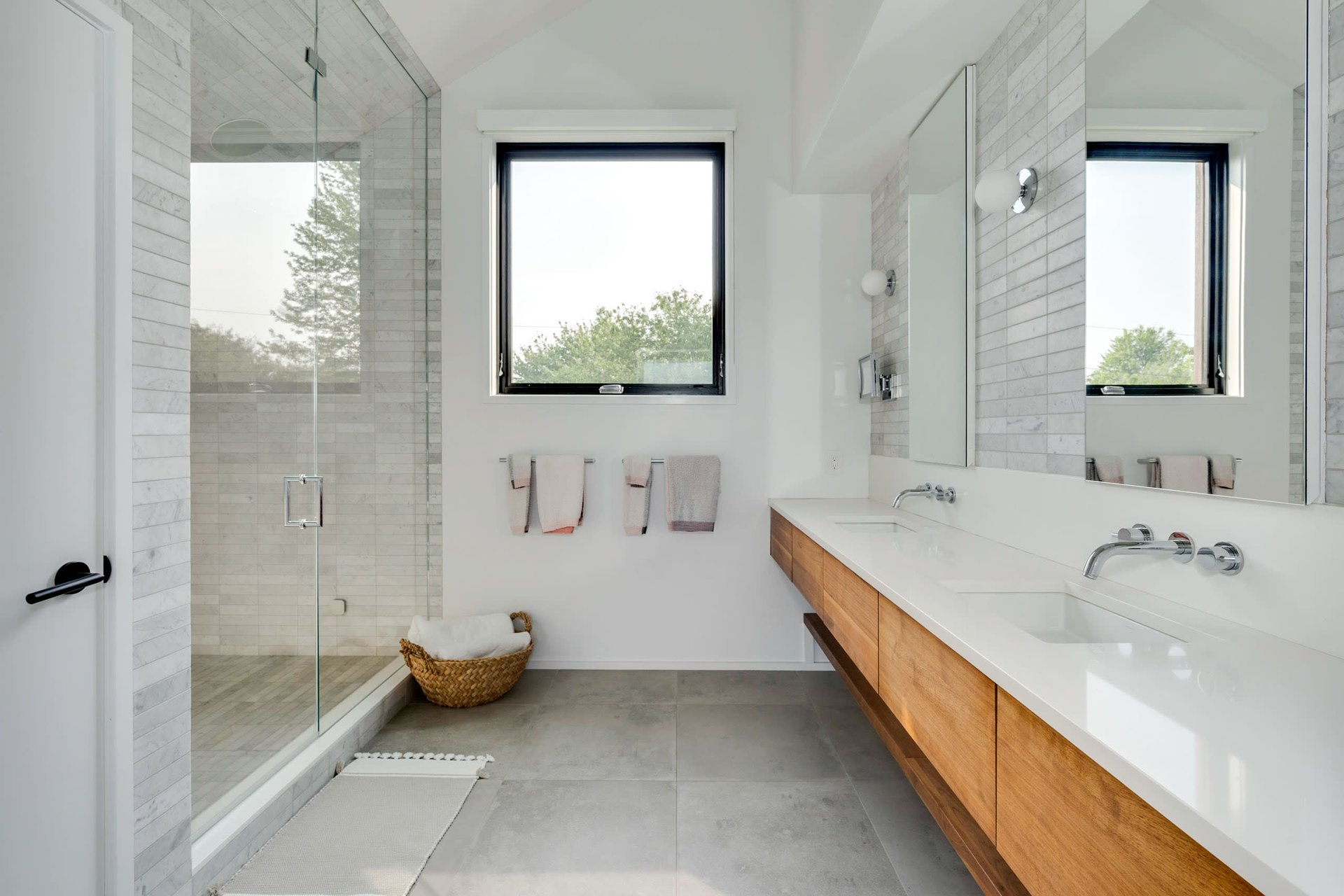 An Icon of Timeless Design in Bridgehampton Farm Country