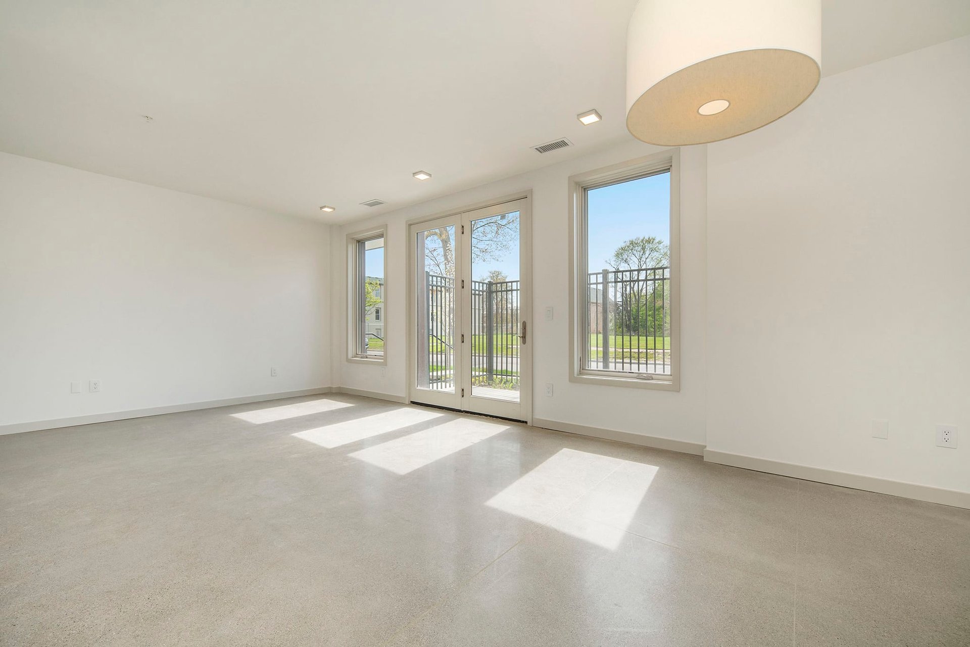 1454 Townsend St, #33