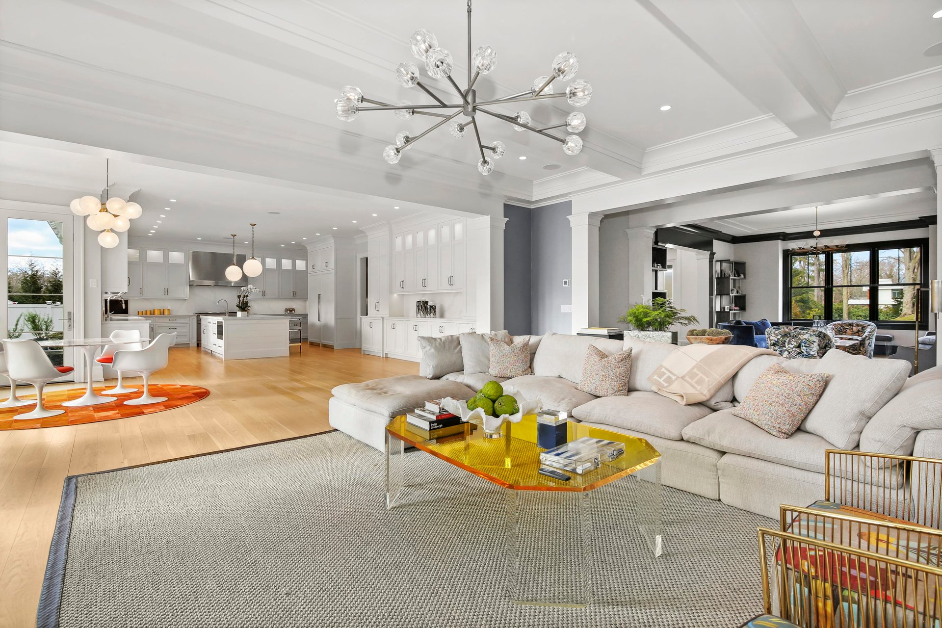 18 Mayflower Parkway