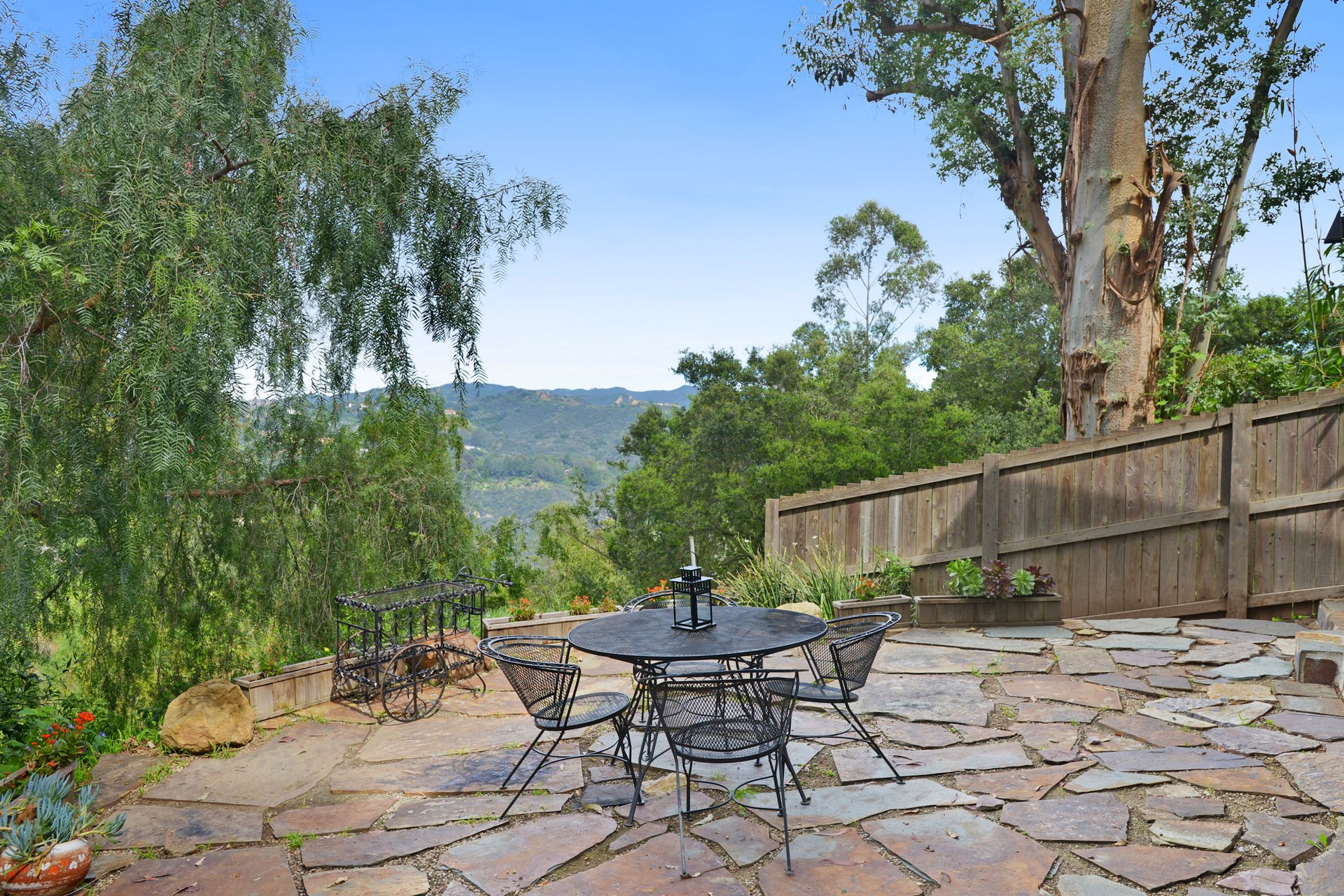 19991 Grand View Dr