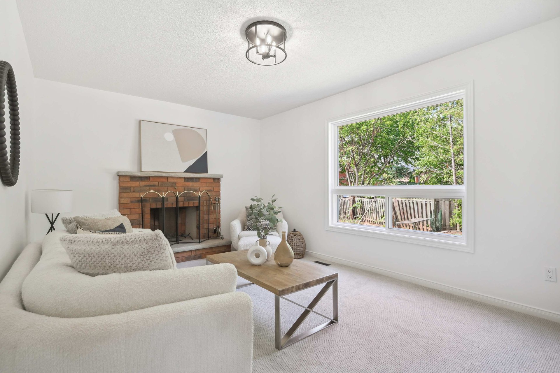 Spacious River Oaks Family Home
