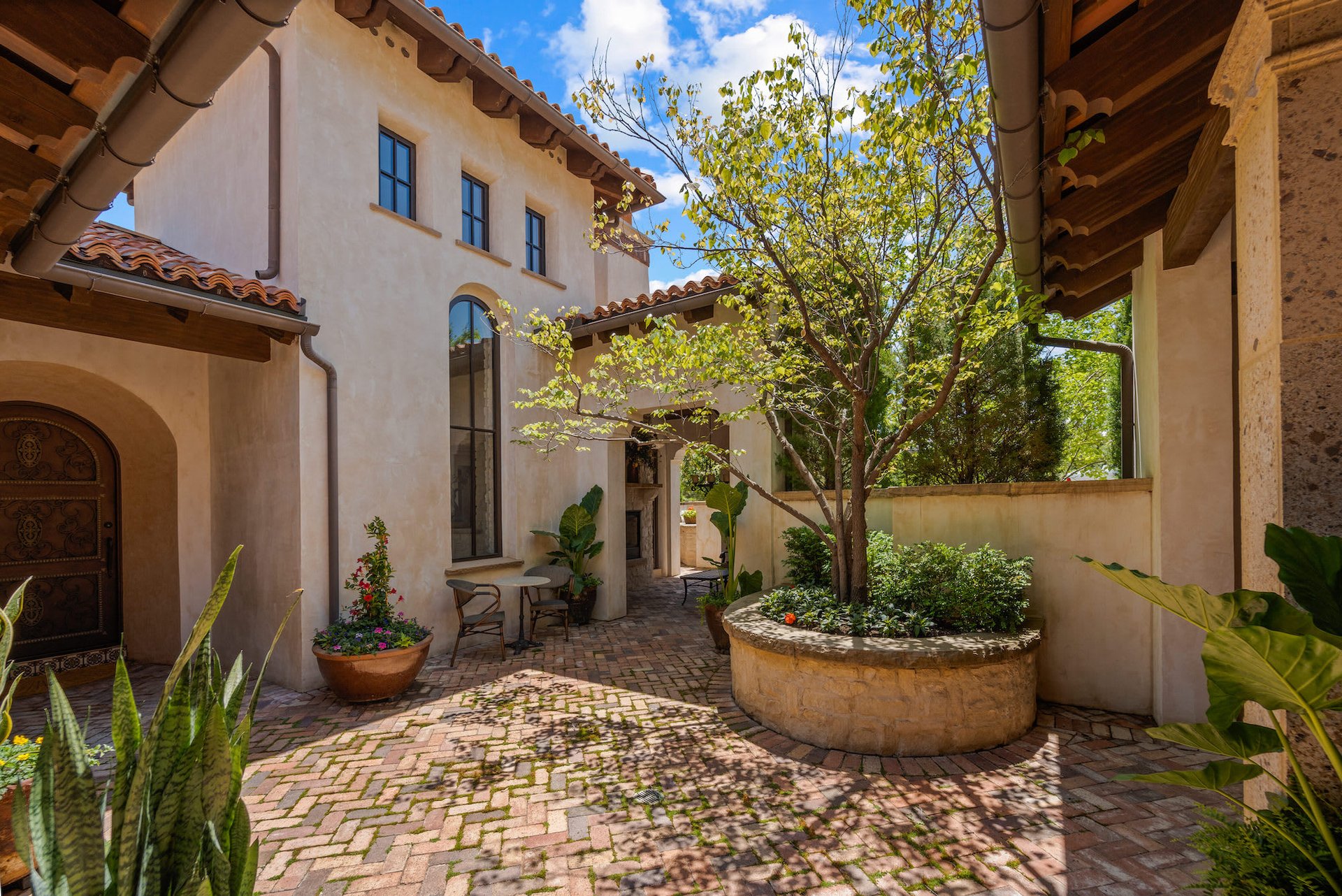 7944 Dante Drive