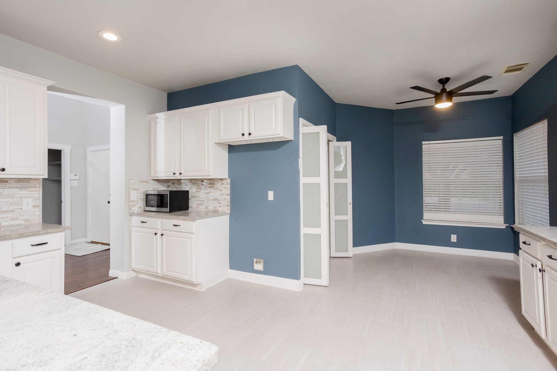 24843 CRESCENT RUN