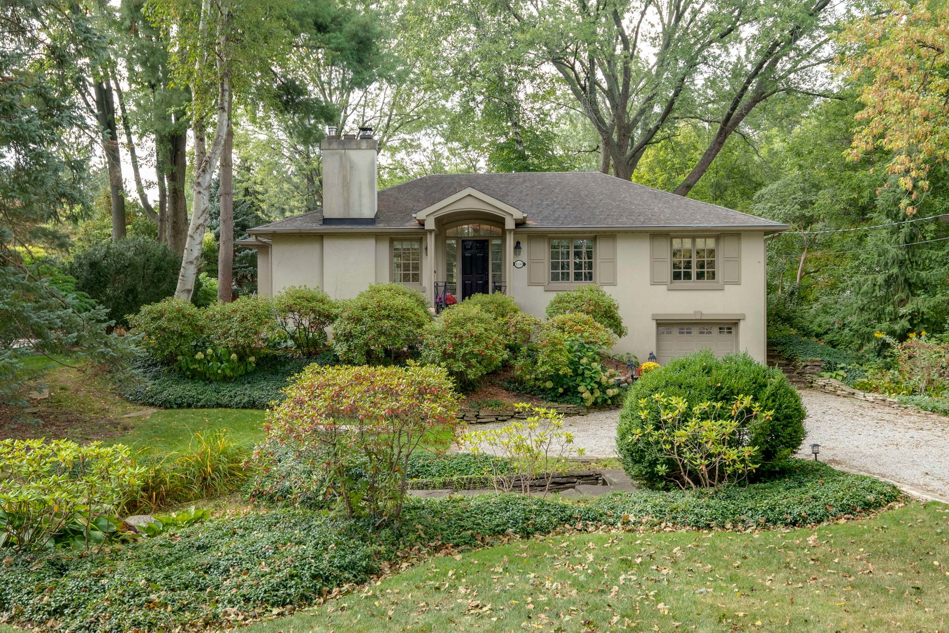 1530 Glenburnie Road