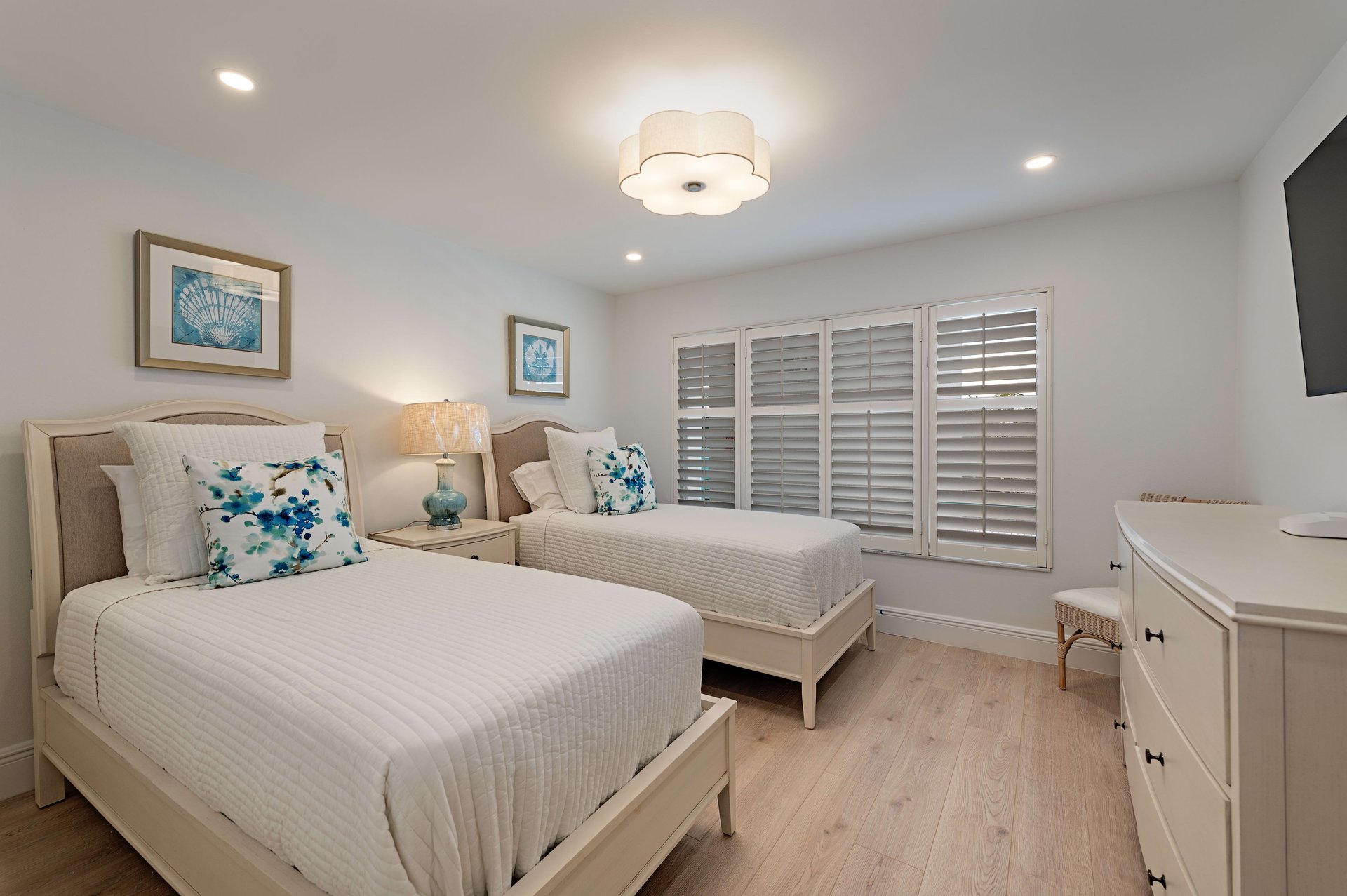 PARK SHORE LANDINGS 2-233