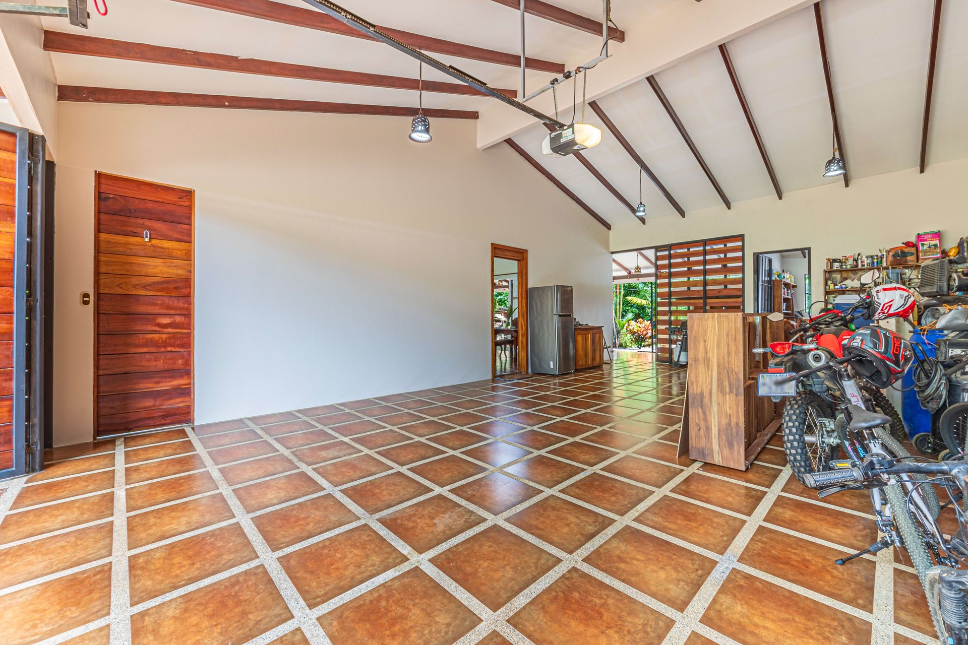 Commercial Building Opportunity in the Heart of Uvita. On Creek with Beautiful Jungle View