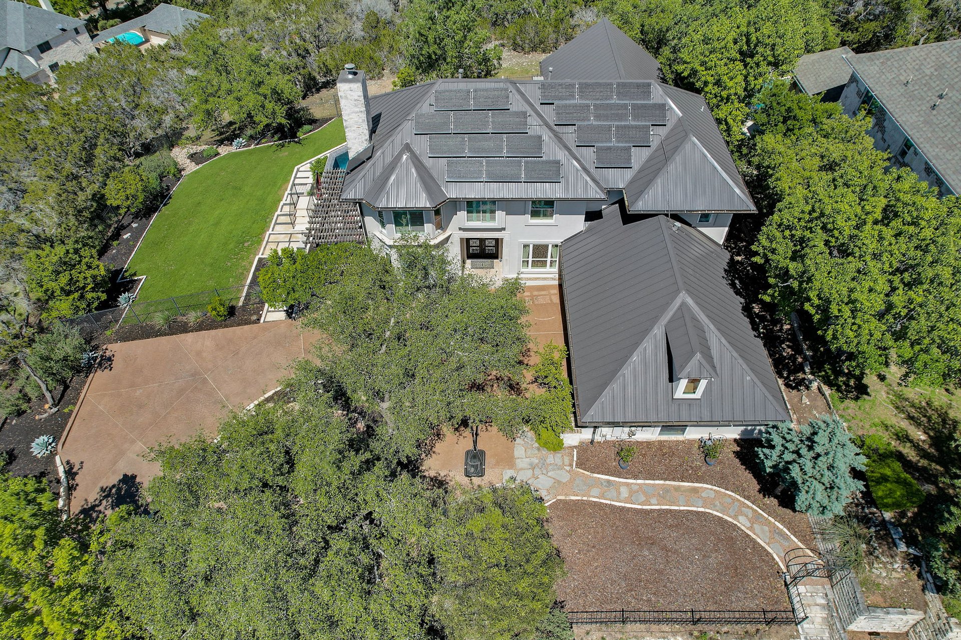 Hill Country Paradise: Luxurious 4/3 Home with Heated Pool/Spa and Spectacular Sunset Views in River Place!