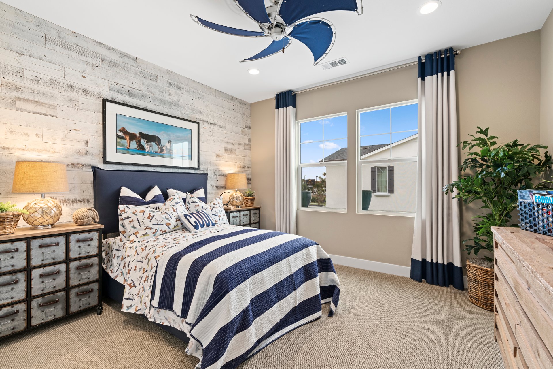 417 Aura Dr