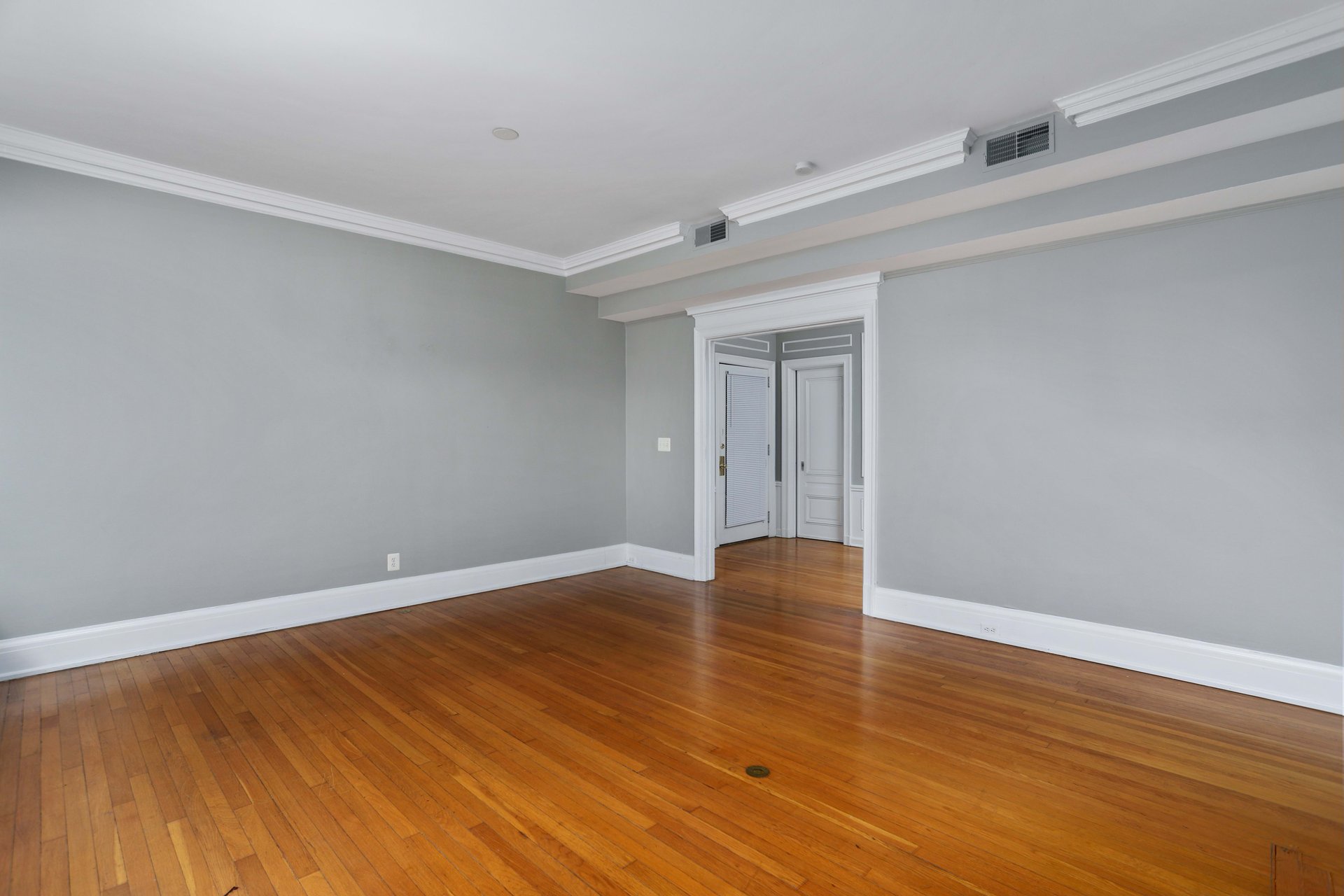 2900 E Jefferson Avenue Unit: A100