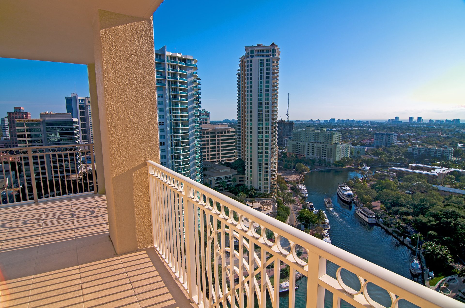 511 SE 5th Ave Unit: 2217