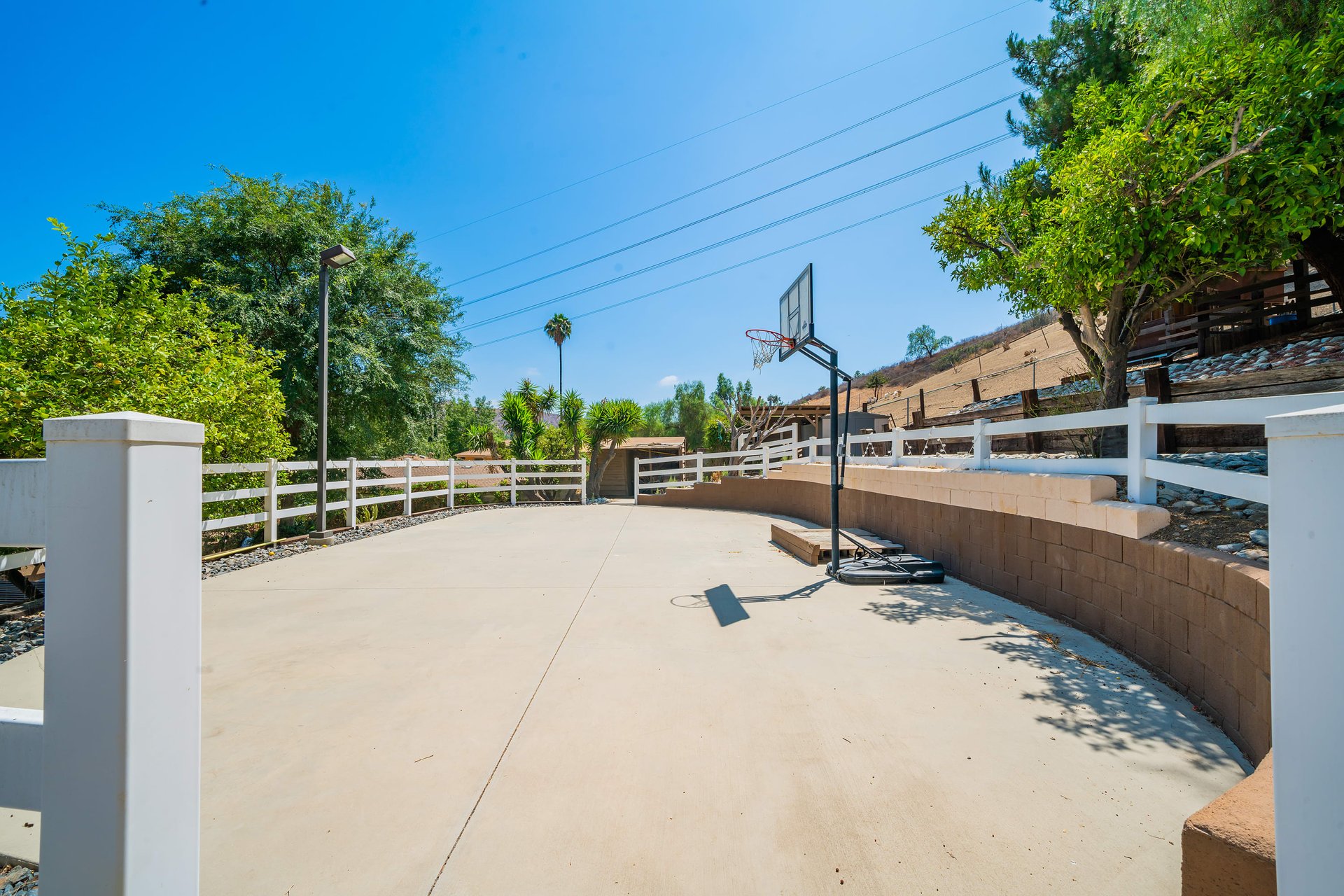 A Lil Bit O' Country in Shadow Hills * SOLD at full price