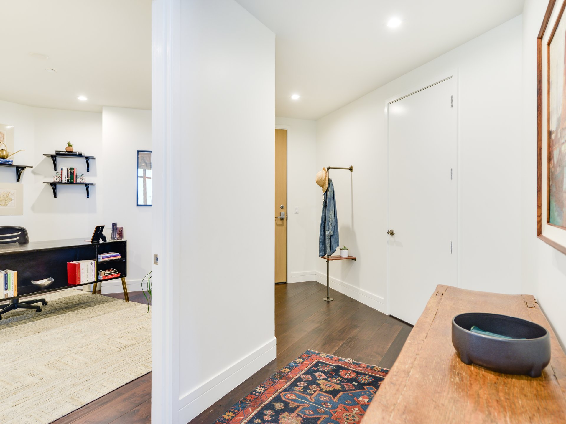 Fifth & West, #1704