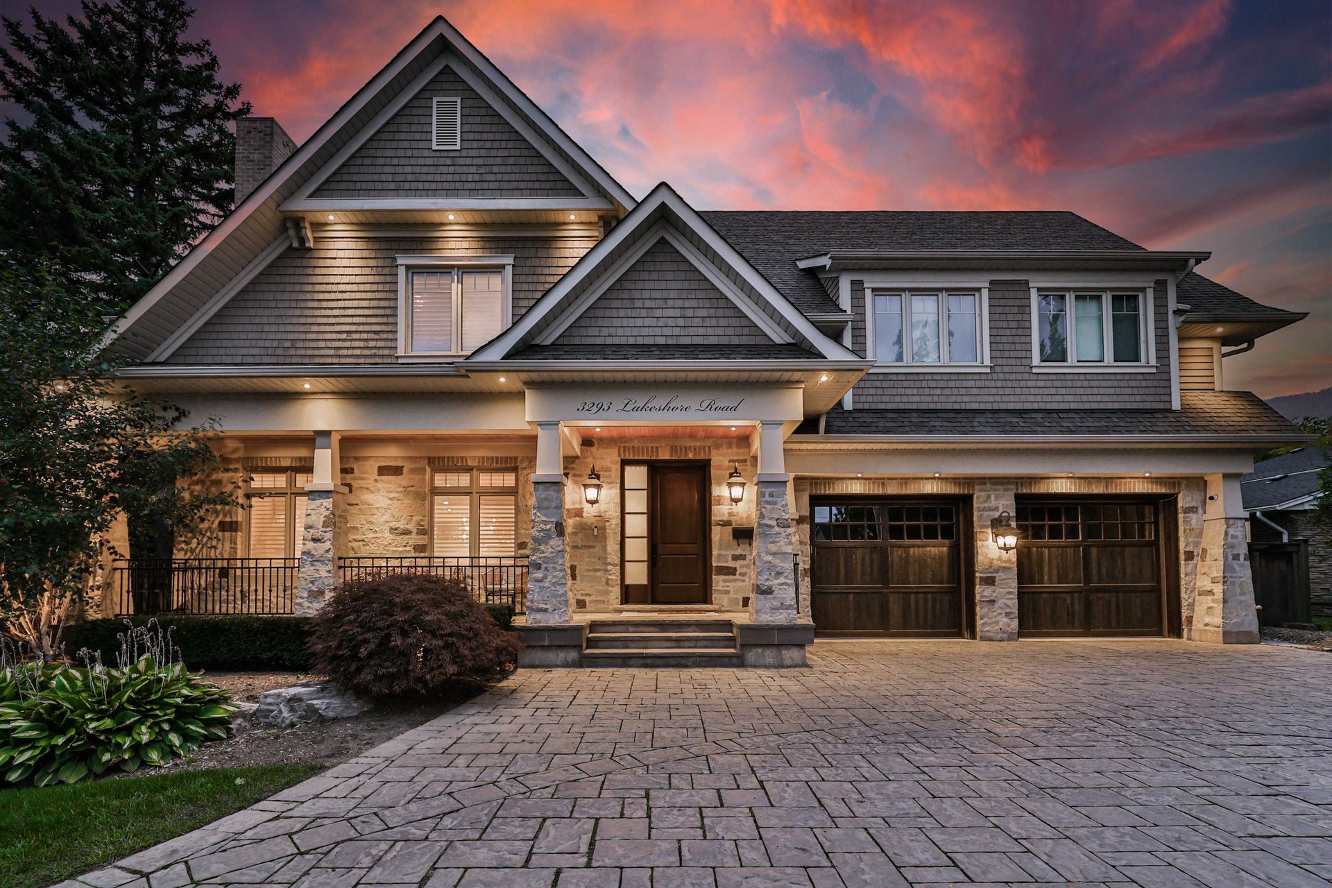 3293 Lakeshore Road, Burlington