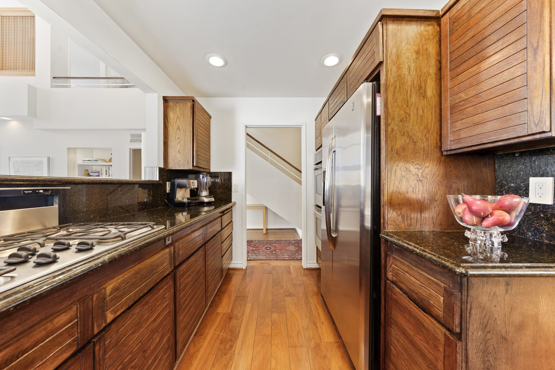1520 S Beverly Glen Blvd #301, Westwood